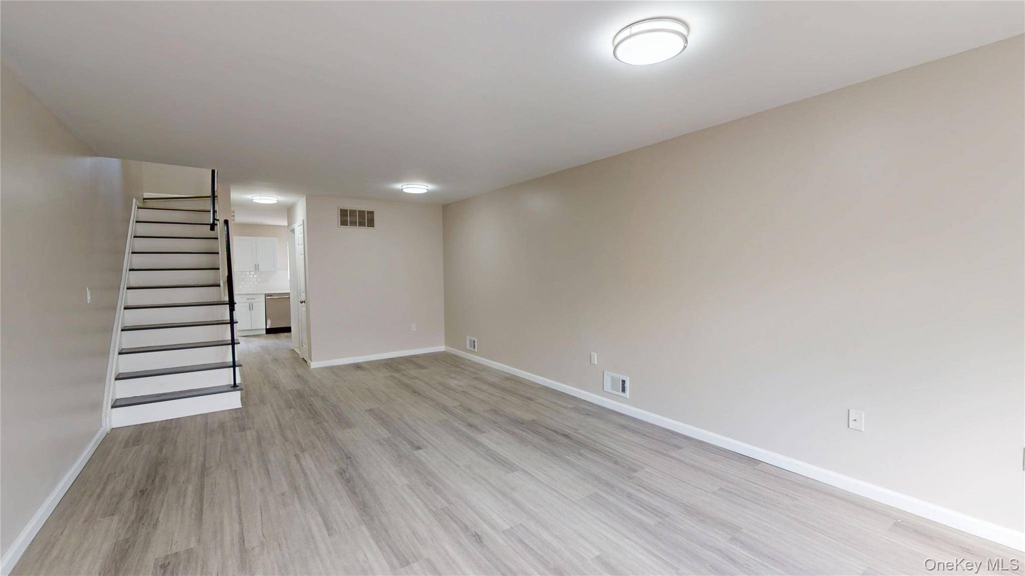 109 Lyceum CT, Staten Island, NY 10310