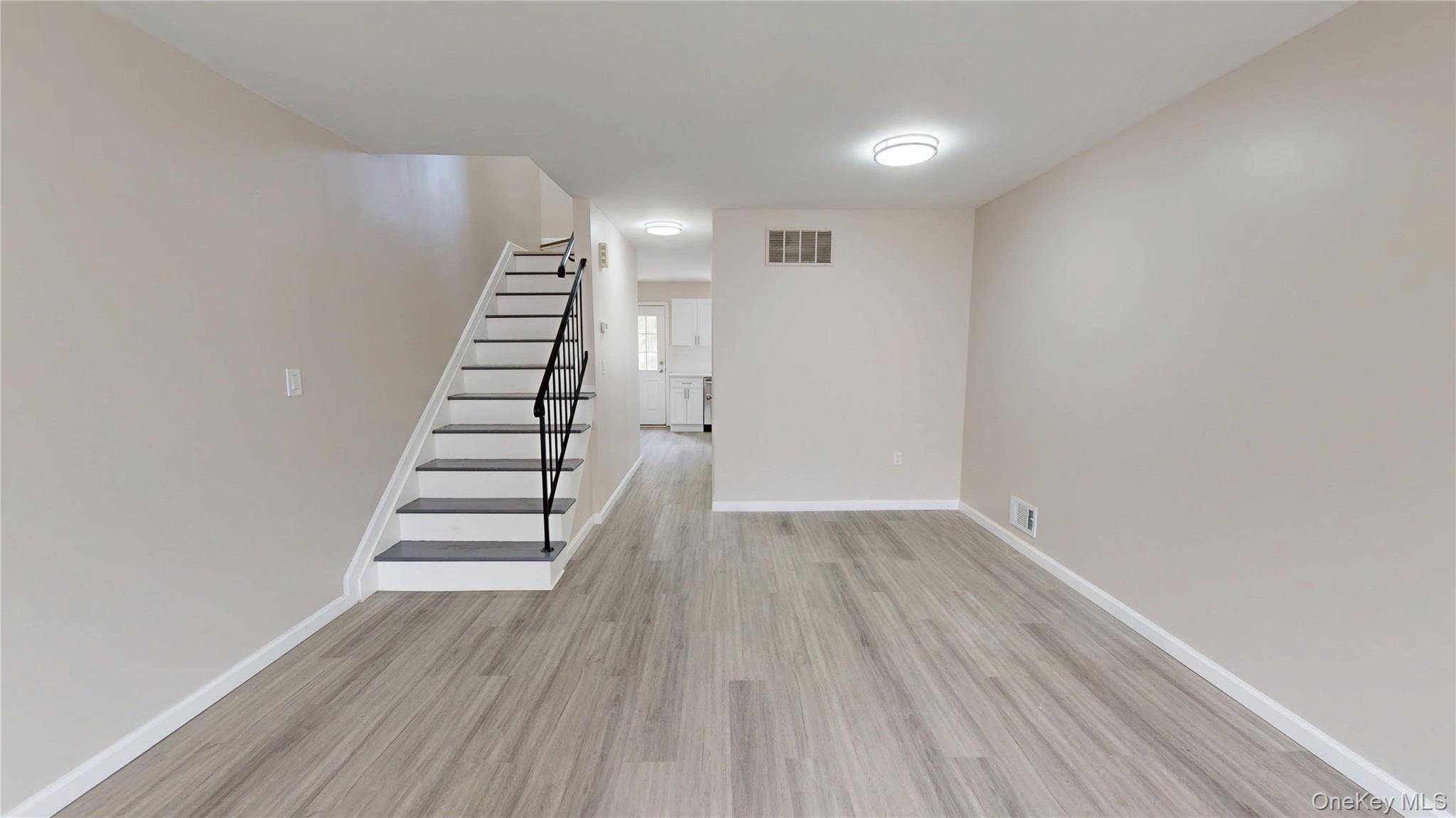 109 Lyceum CT, Staten Island, NY 10310