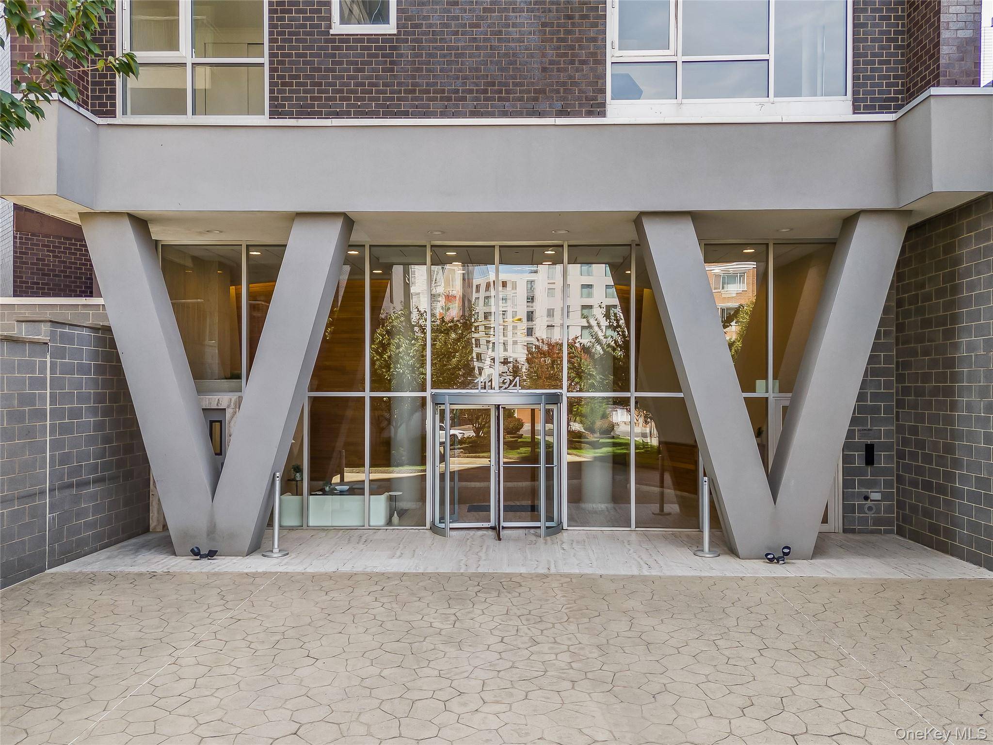 11-24 31st AVE #12A, Astoria, NY 11106