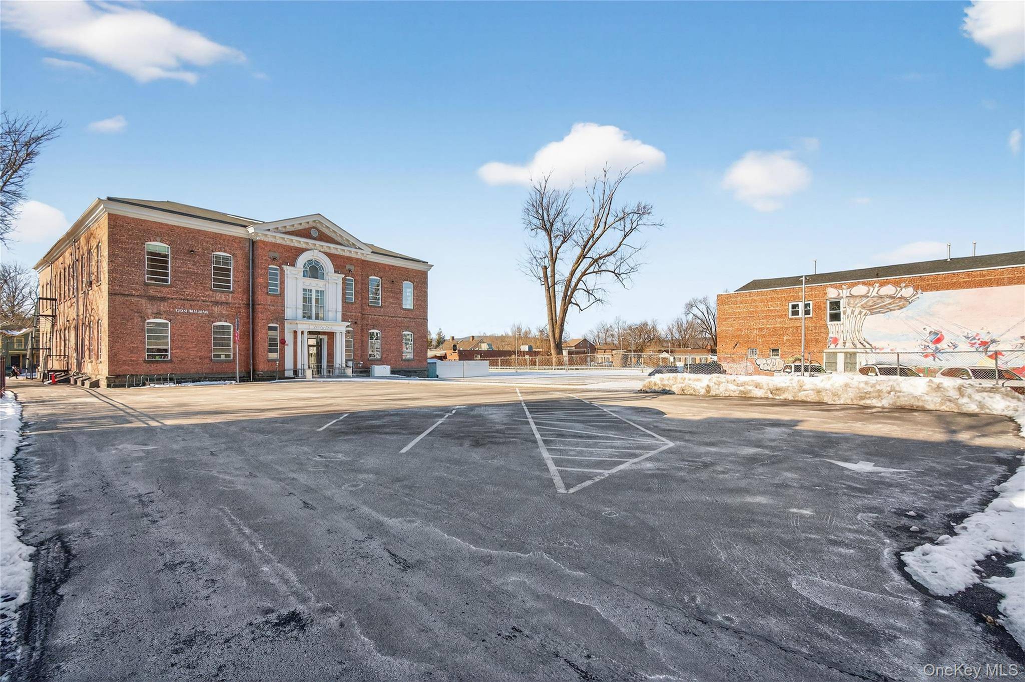 61 Crown ST, Kingston, NY 12401