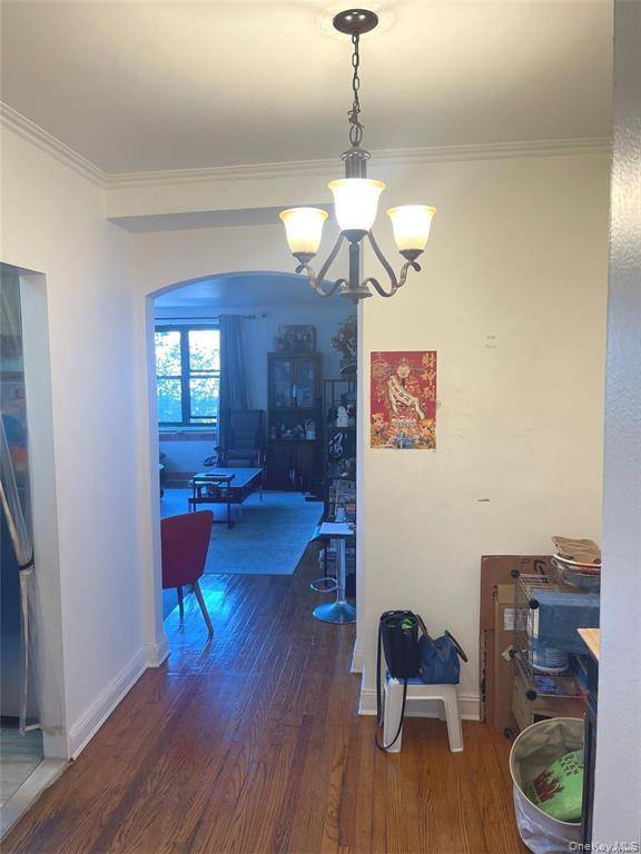 98-120 Queens Blvd #4C, Rego Park, NY 11374