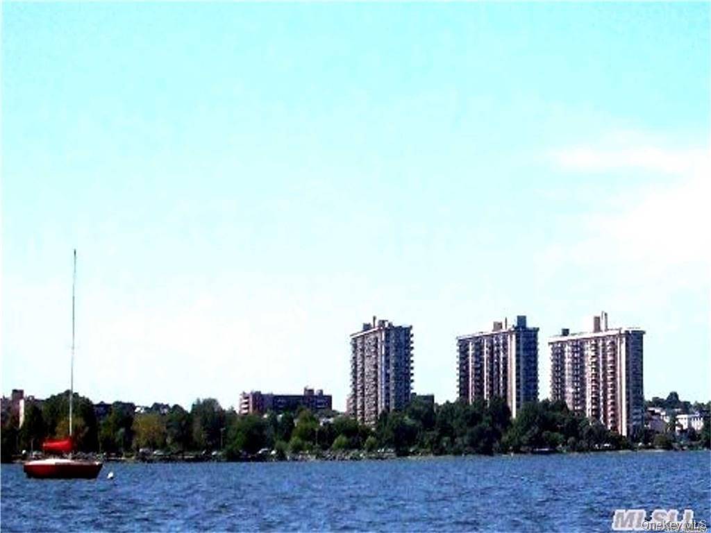 18-15 215th ST #6 A, Bayside, NY 11360