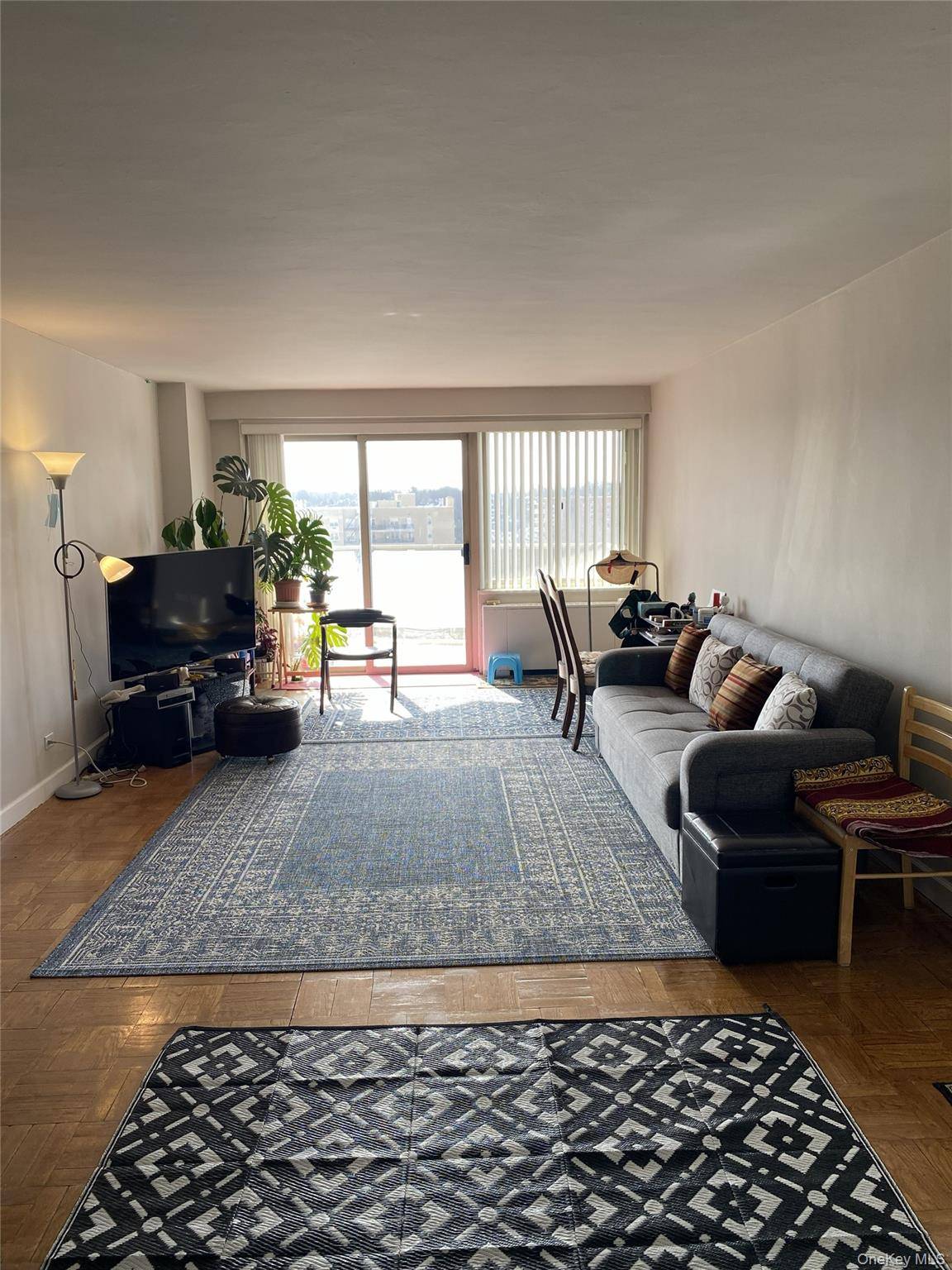 18-15 215th ST #6 A, Bayside, NY 11360