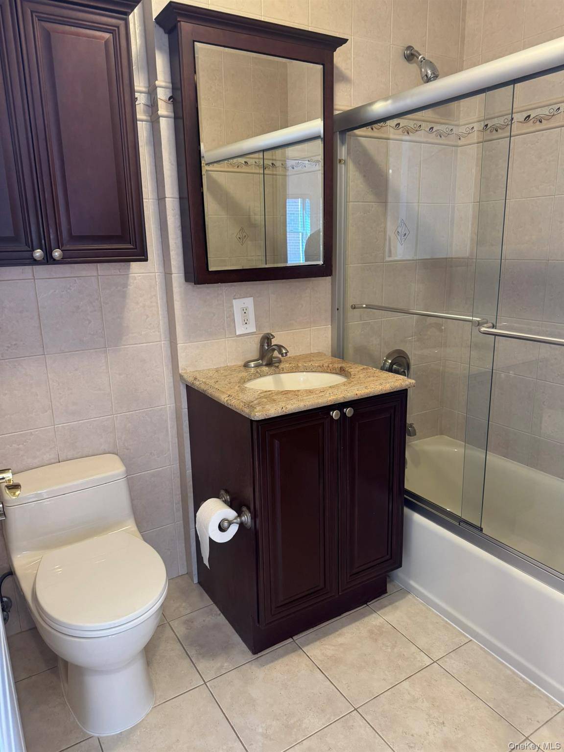 42-23 212th ST #3C, Bayside, NY 11361