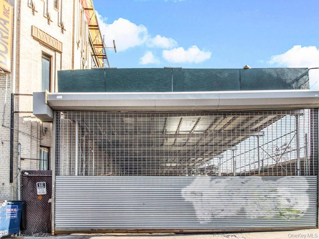 205-02 Jamaica AVE, Hollis, NY 11423