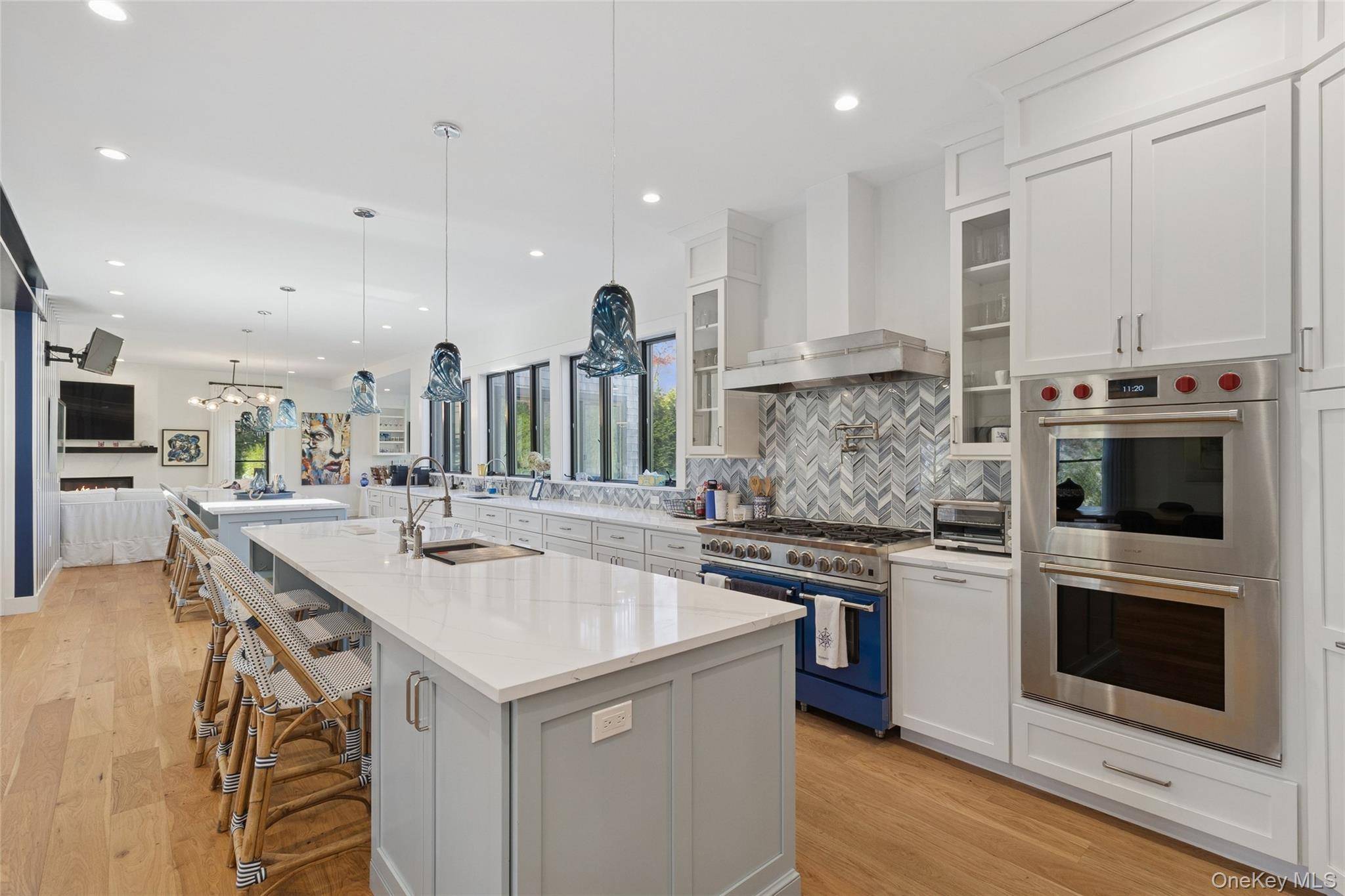 9 Debras WAY, Wainscott, NY 11975