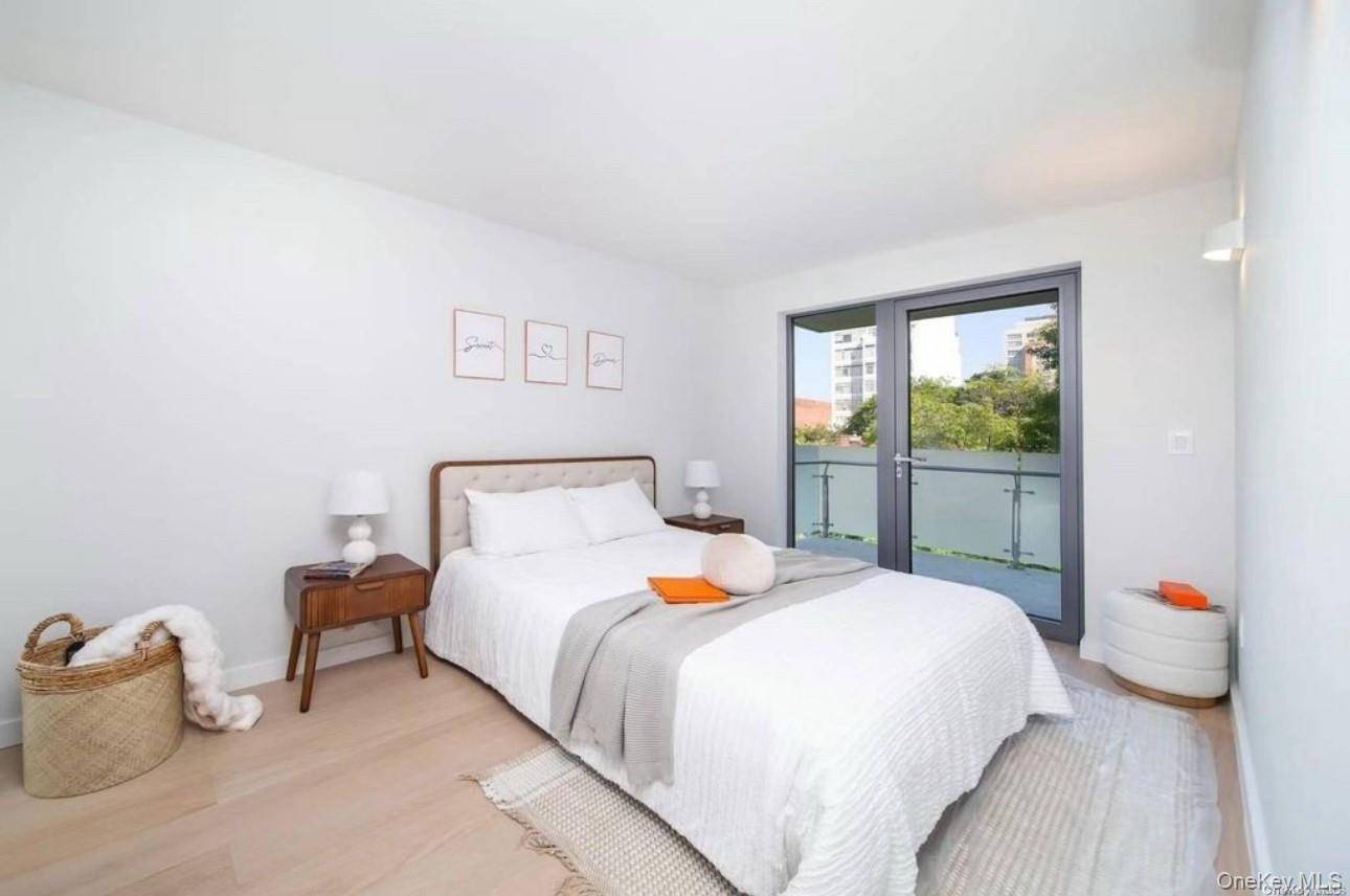 136-80 41st AVE #7B, Flushing, NY 11355