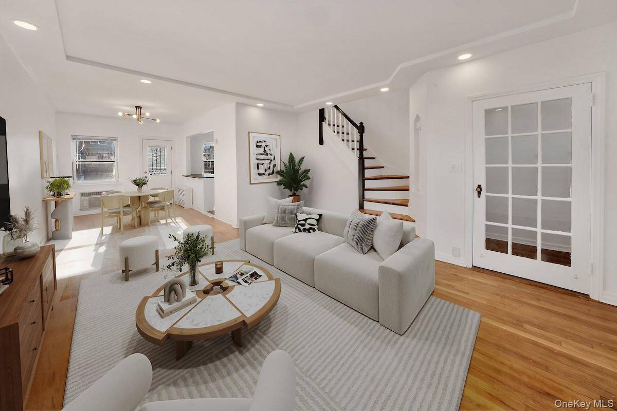 8256 Eliot AVE, Middle Village, NY 11379