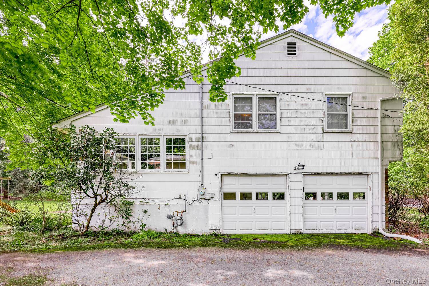 38 Forshay RD, Monsey, NY 10952