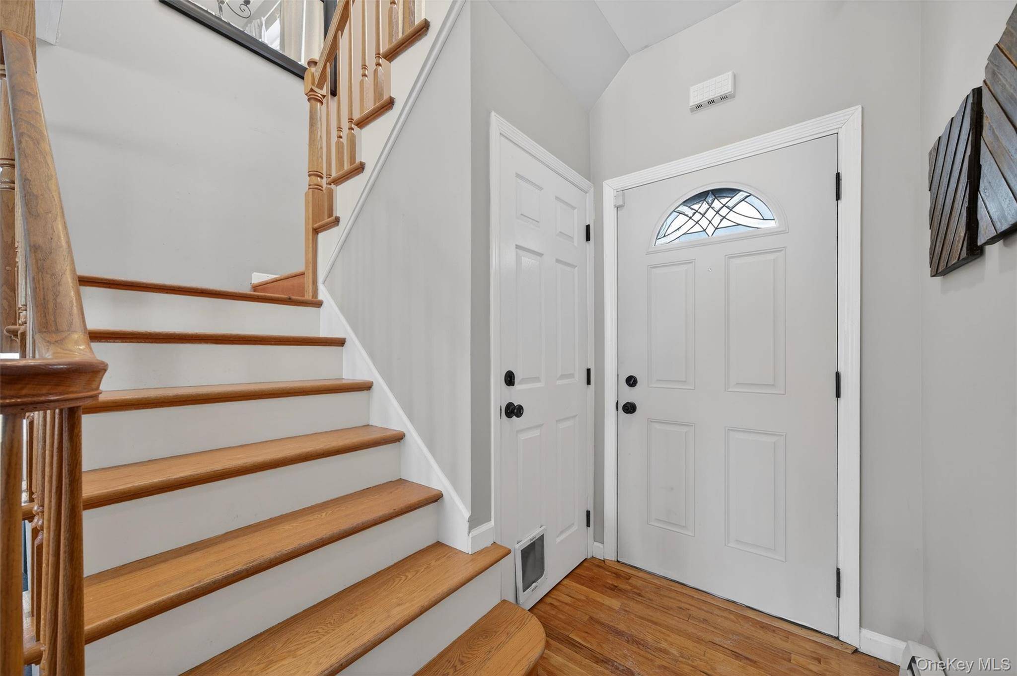 32 Woodstock LN, Middletown, NY 10941