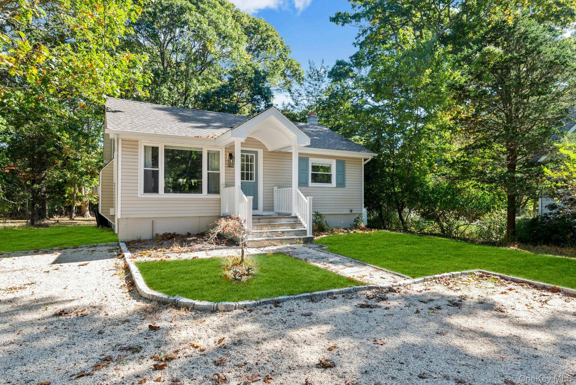3670 Rocky Point RD, East Marion, NY 11939