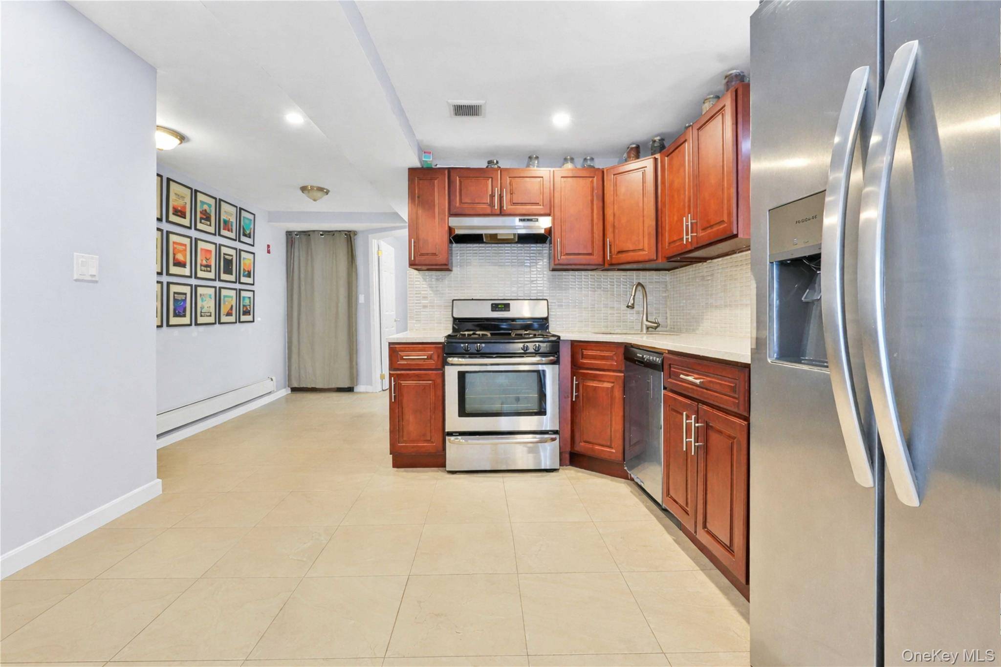 99-71 164th AVE, Howard Beach, NY 11414