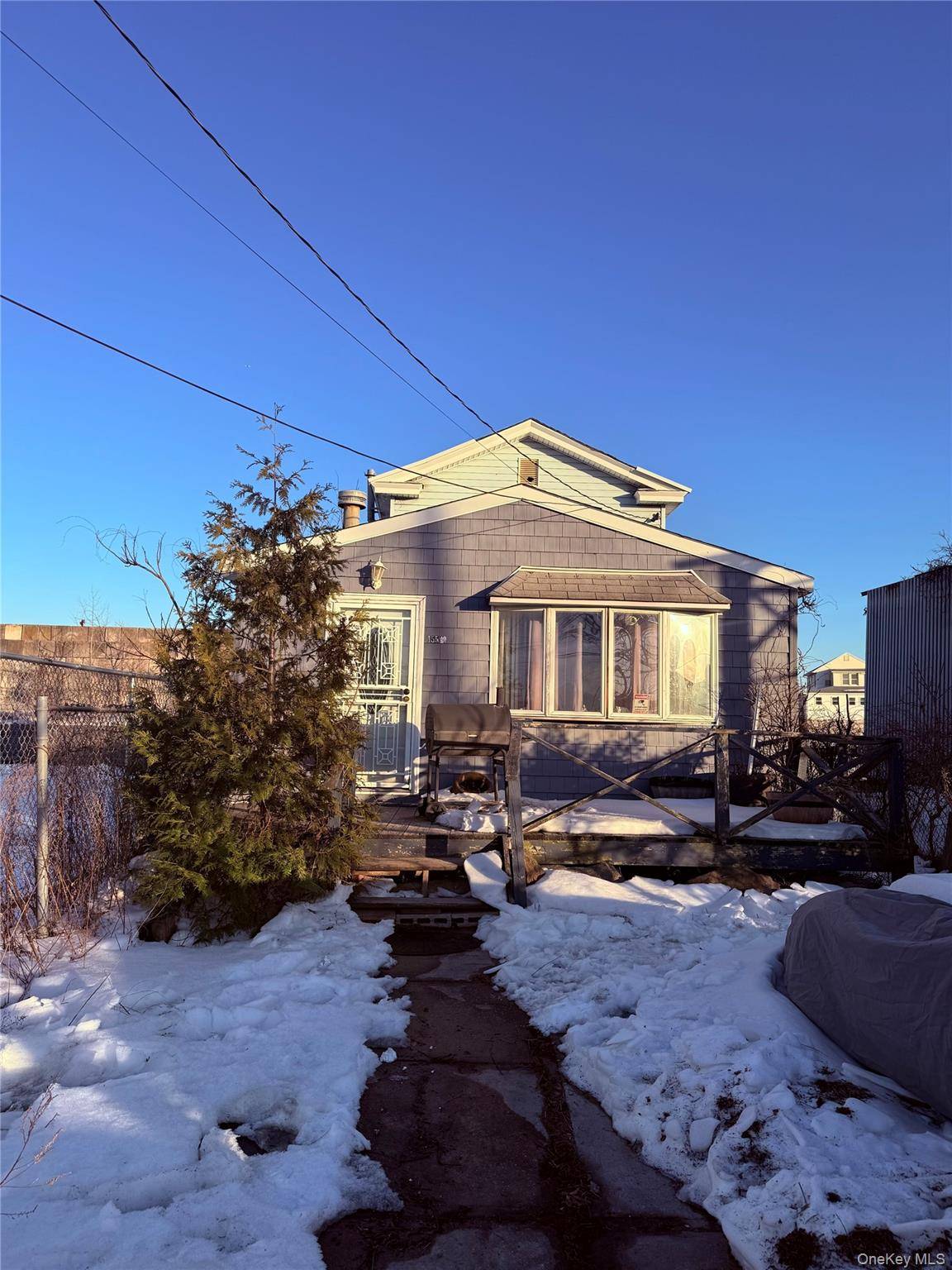 15531 Bayview AVE, Rosedale, NY 11422