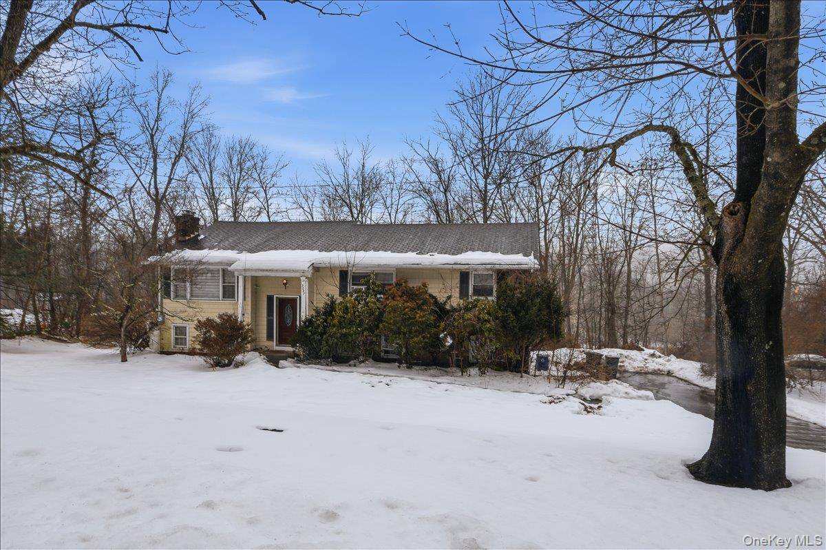 2327 Vista CT, Yorktown Heights, NY 10598