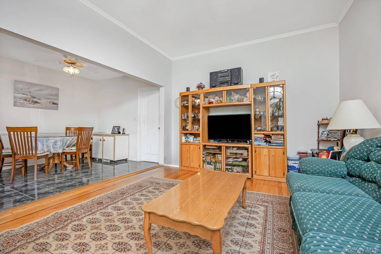 58-43 81st ST, Middle Village, NY 11379
