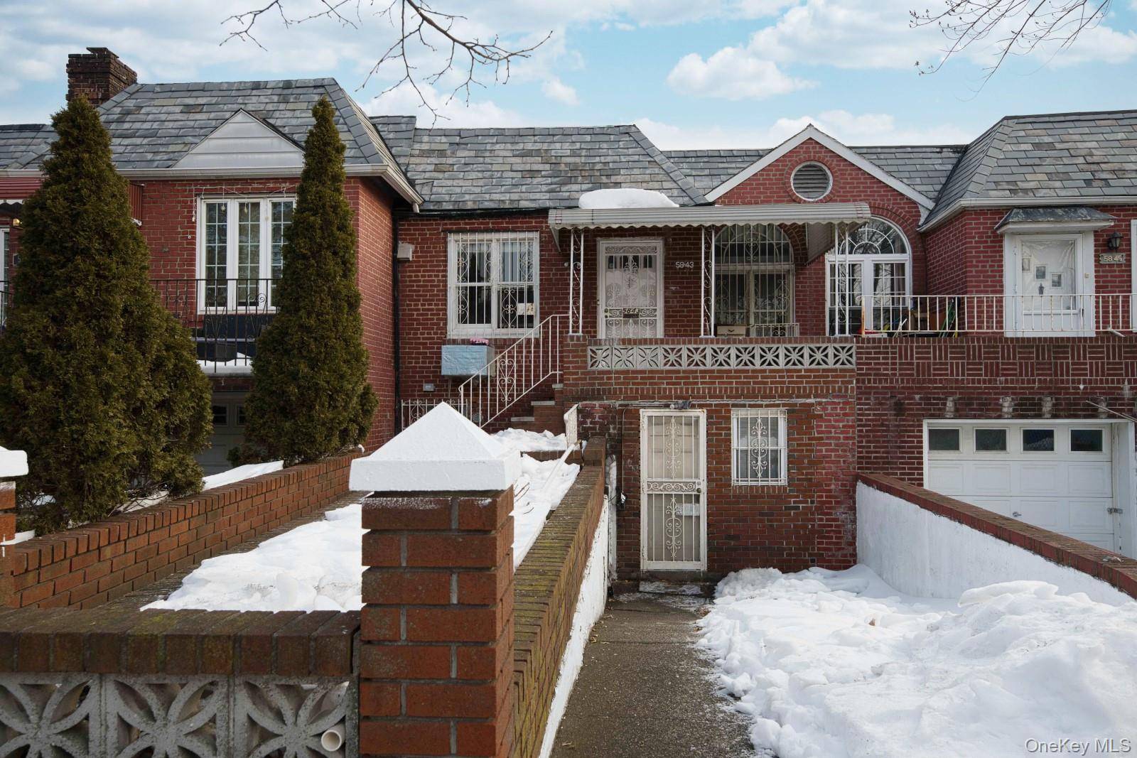 58-43 81st ST, Middle Village, NY 11379