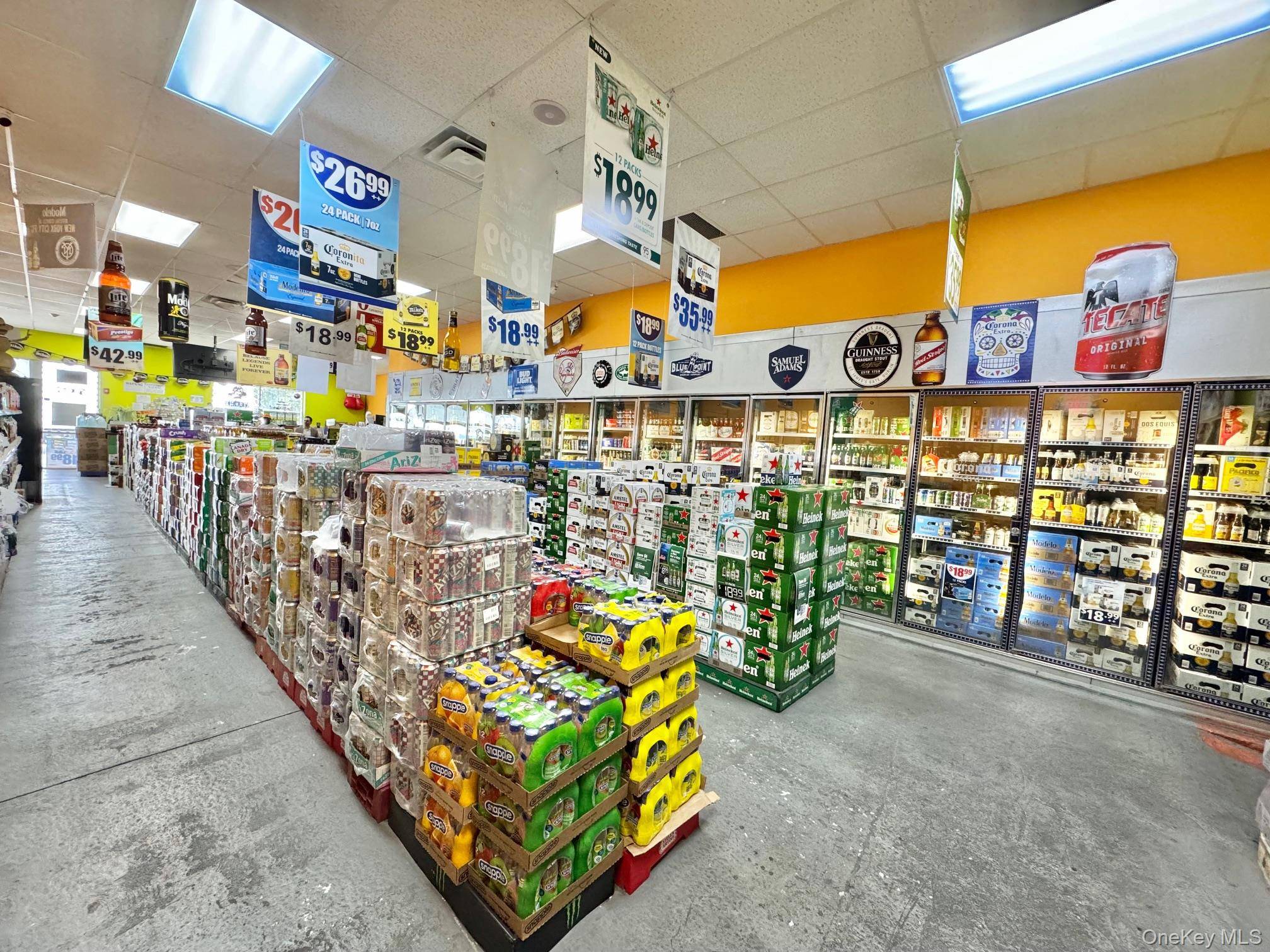 926 Nassau RD, Uniondale, NY 11553