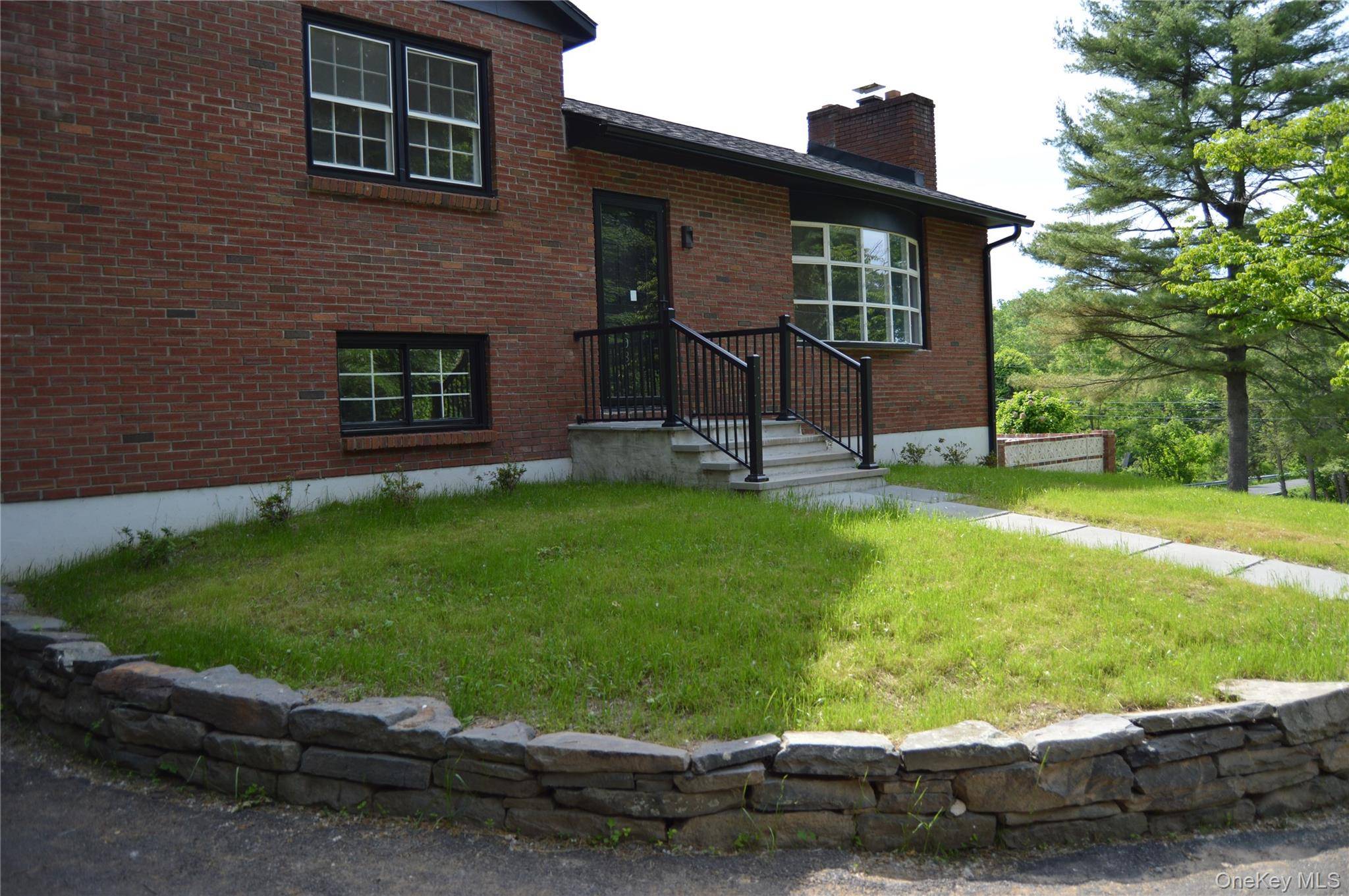 108 Flower HL, Kingston, NY 12401