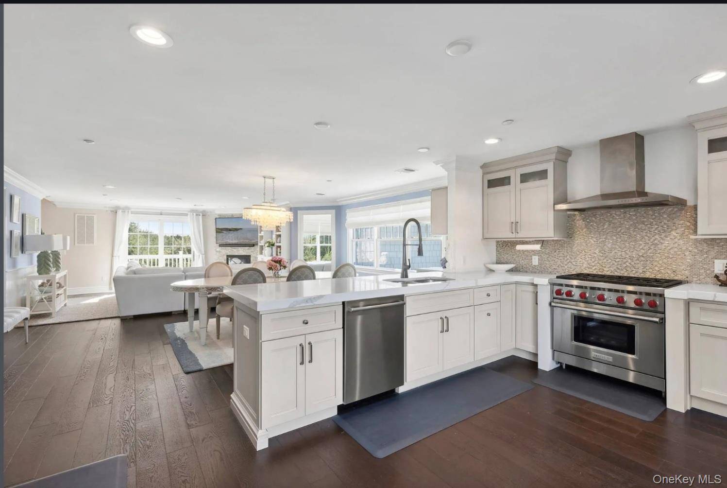 34 Village Green DR #34, Southampton, NY 11968