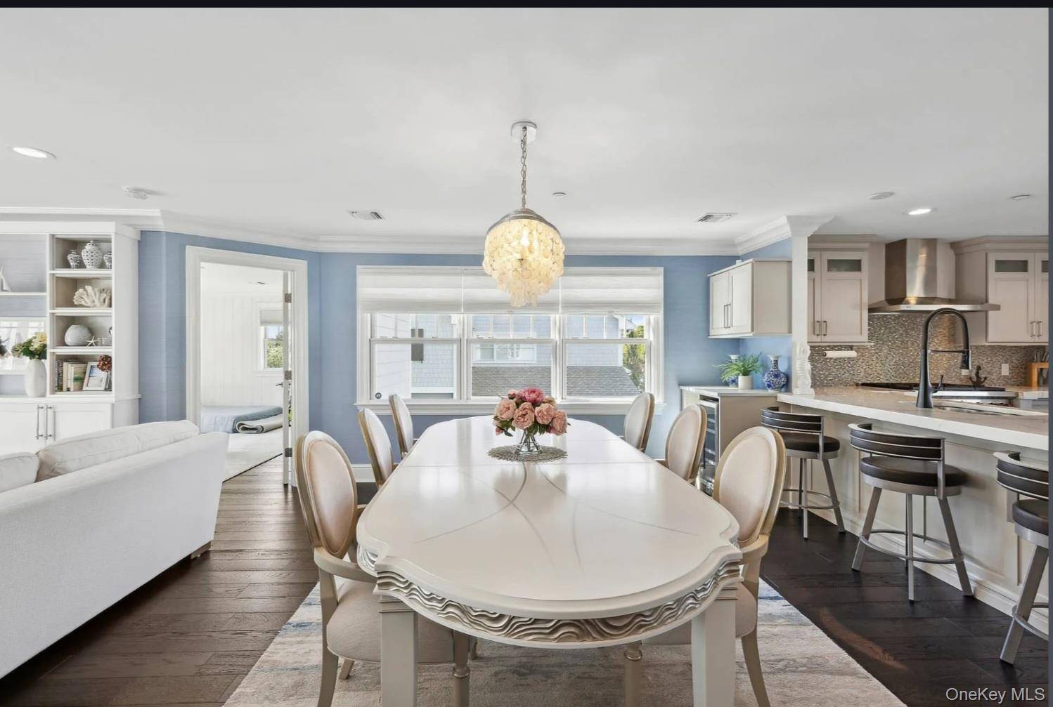 34 Village Green DR #34, Southampton, NY 11968