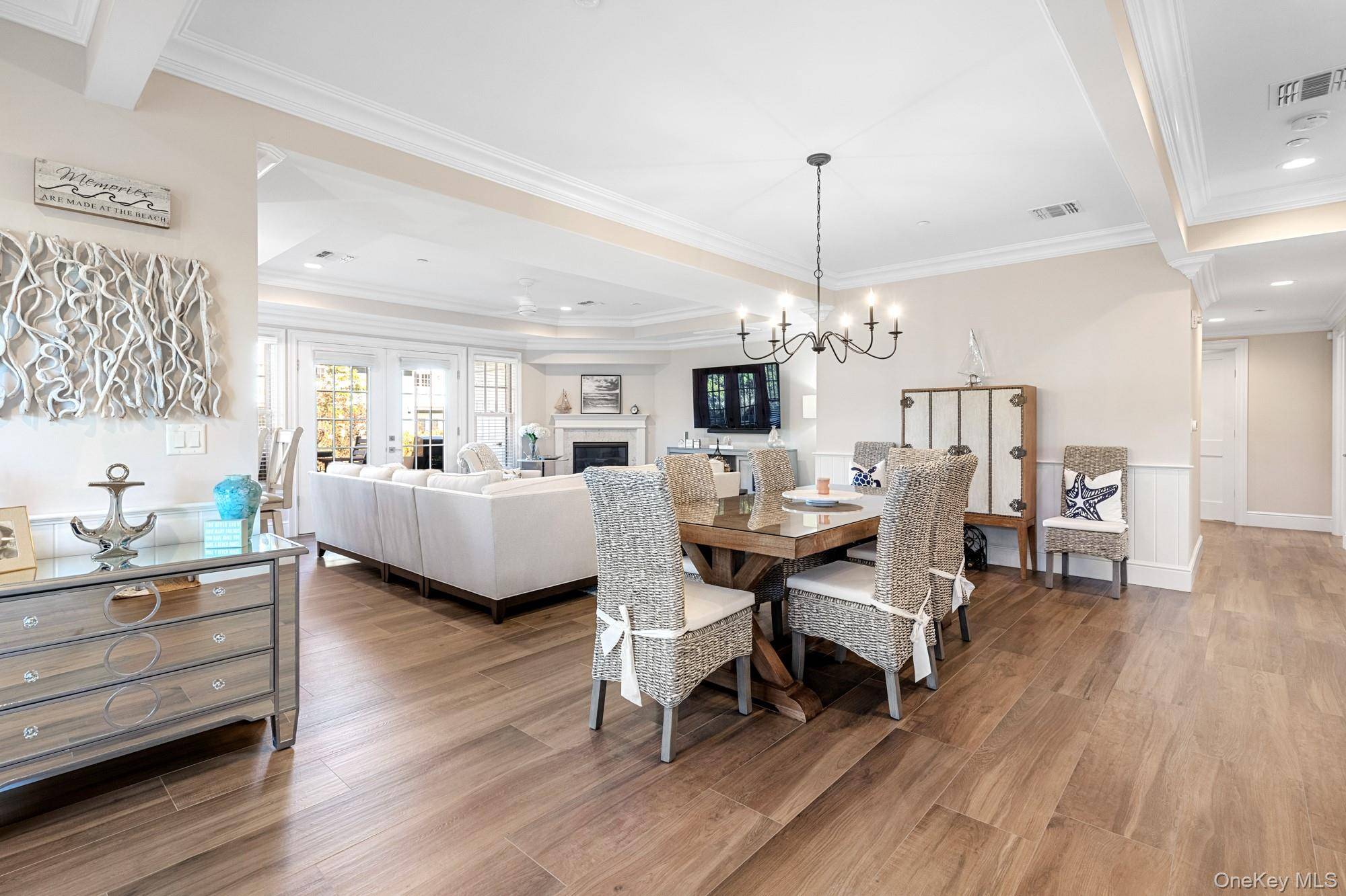 1 Village Green DR #1, Southampton, NY 11968