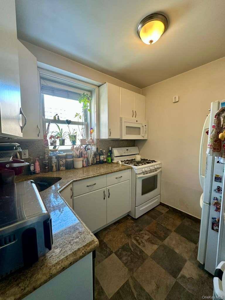 97-07 63 RD #6H, Rego Park, NY 11374