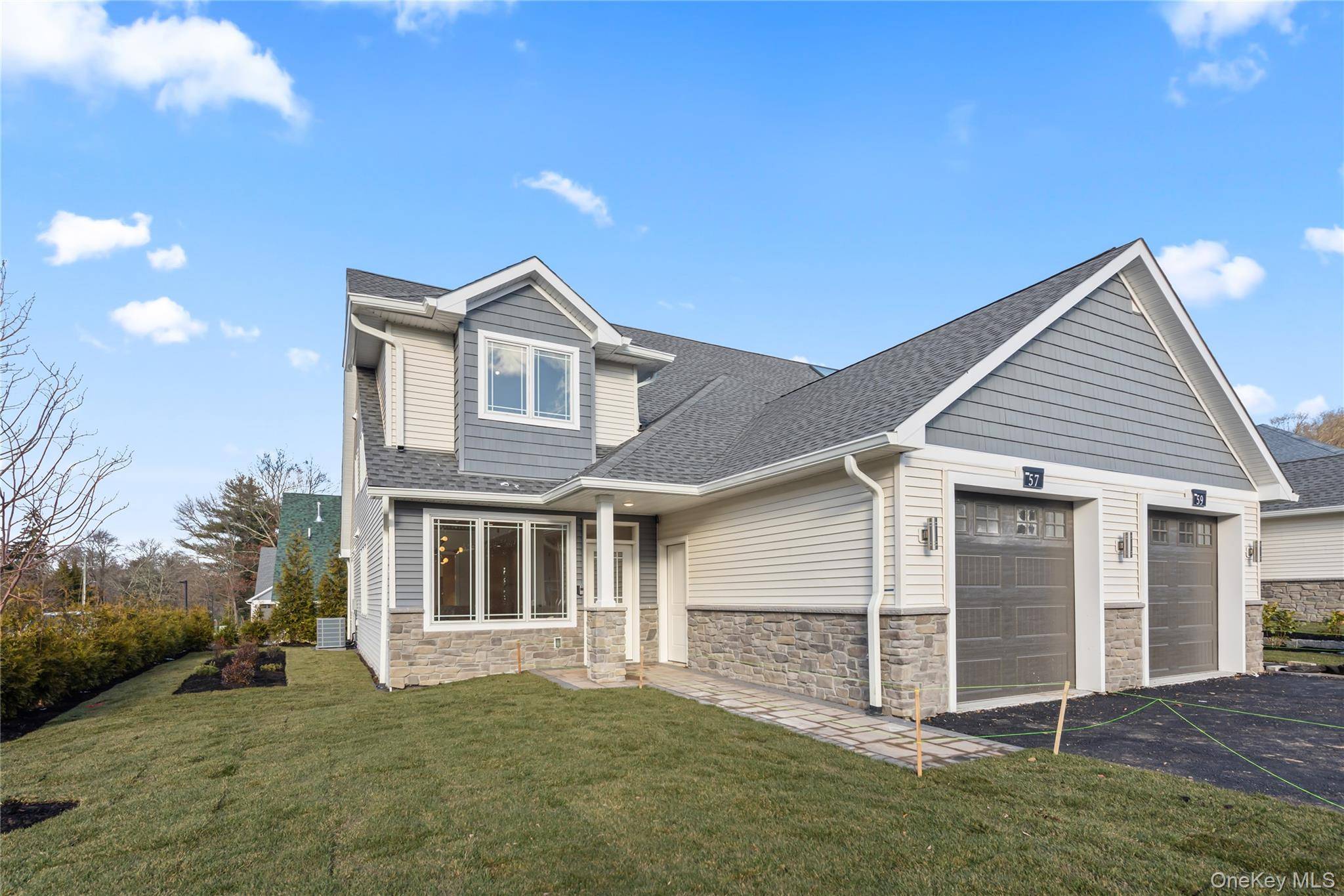 63 Dessau CIR #52, Spring Valley, NY 10977