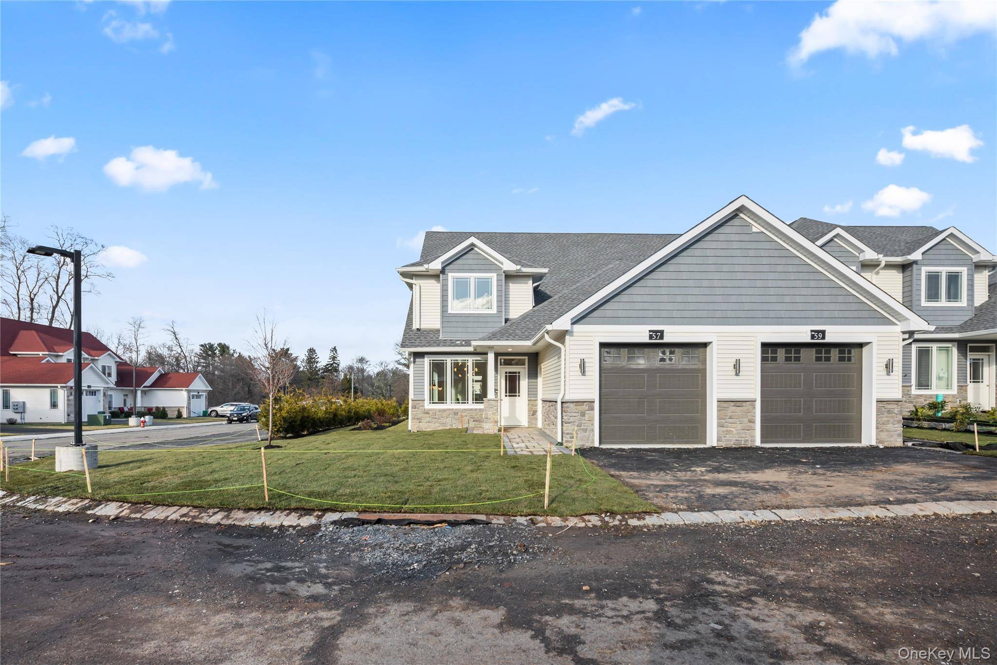 63 Dessau CIR #52, Spring Valley, NY 10977