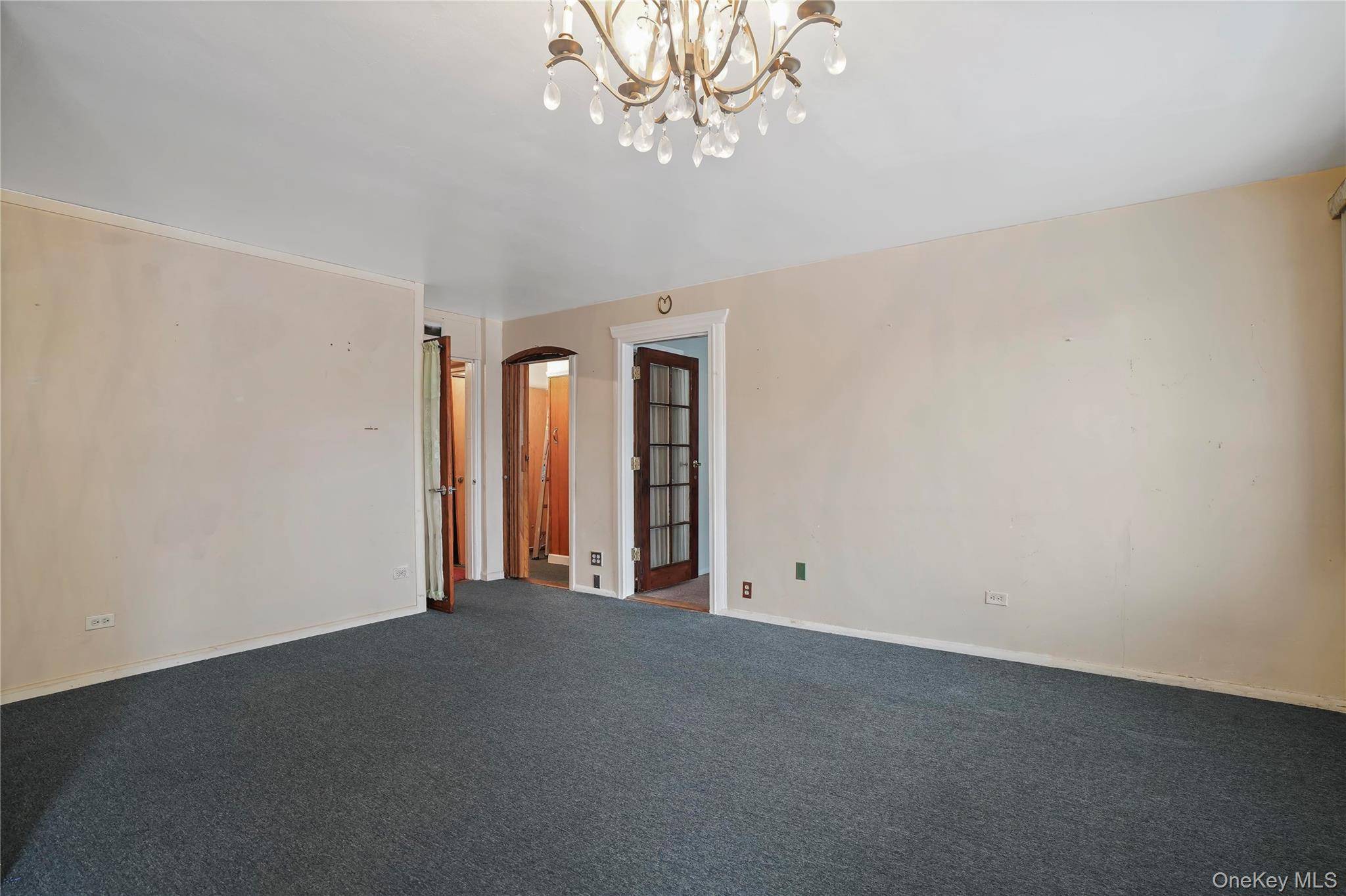 151-35 84th ST #2H, Howard Beach, NY 11414