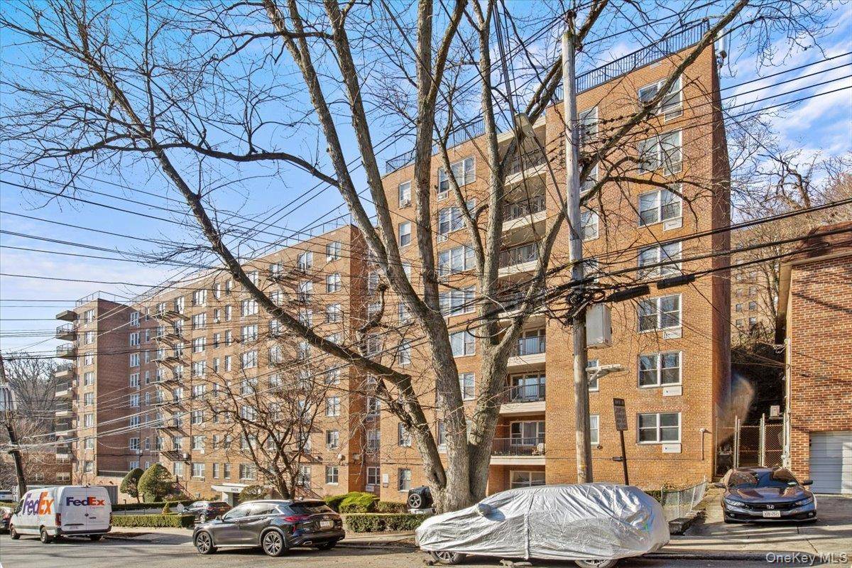 5425 Valles AVE #3B, Bronx, NY 10471