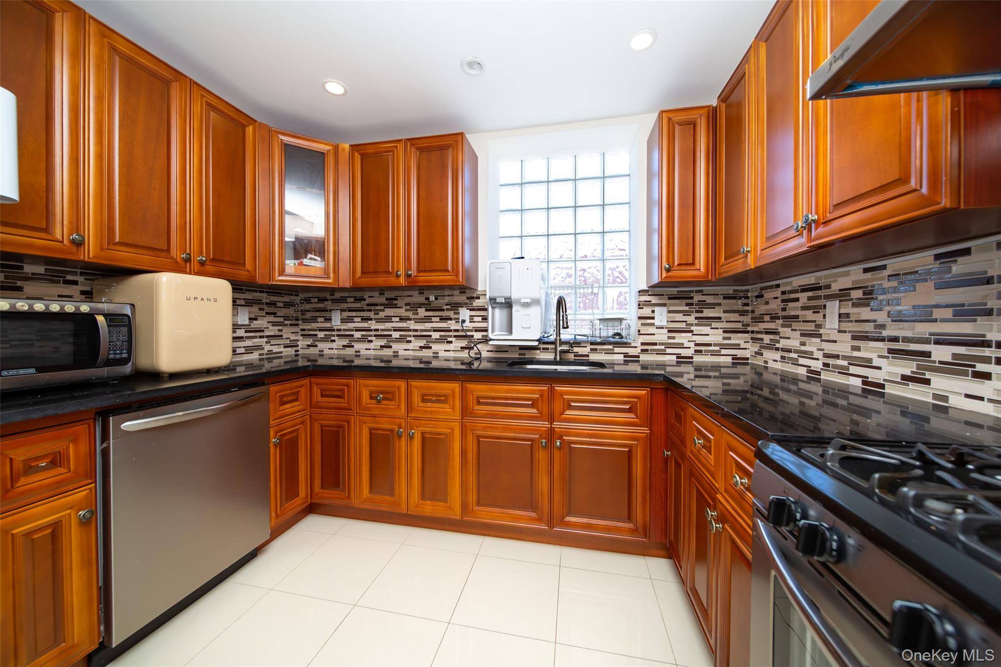144-69 Barclay AVE #4A, Flushing, NY 11355