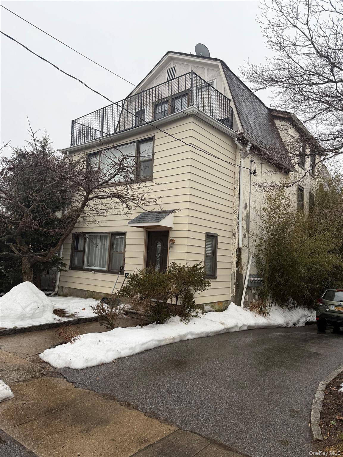 51 Parkway RD #3, Bronxville, NY 10708