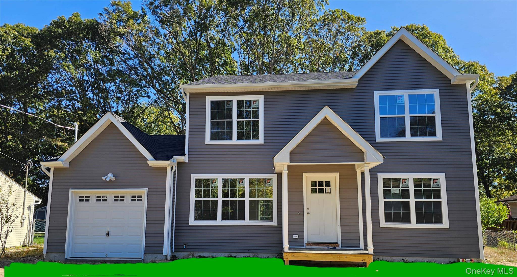 13 N Swezeytown RD, Middle Island, NY 11953