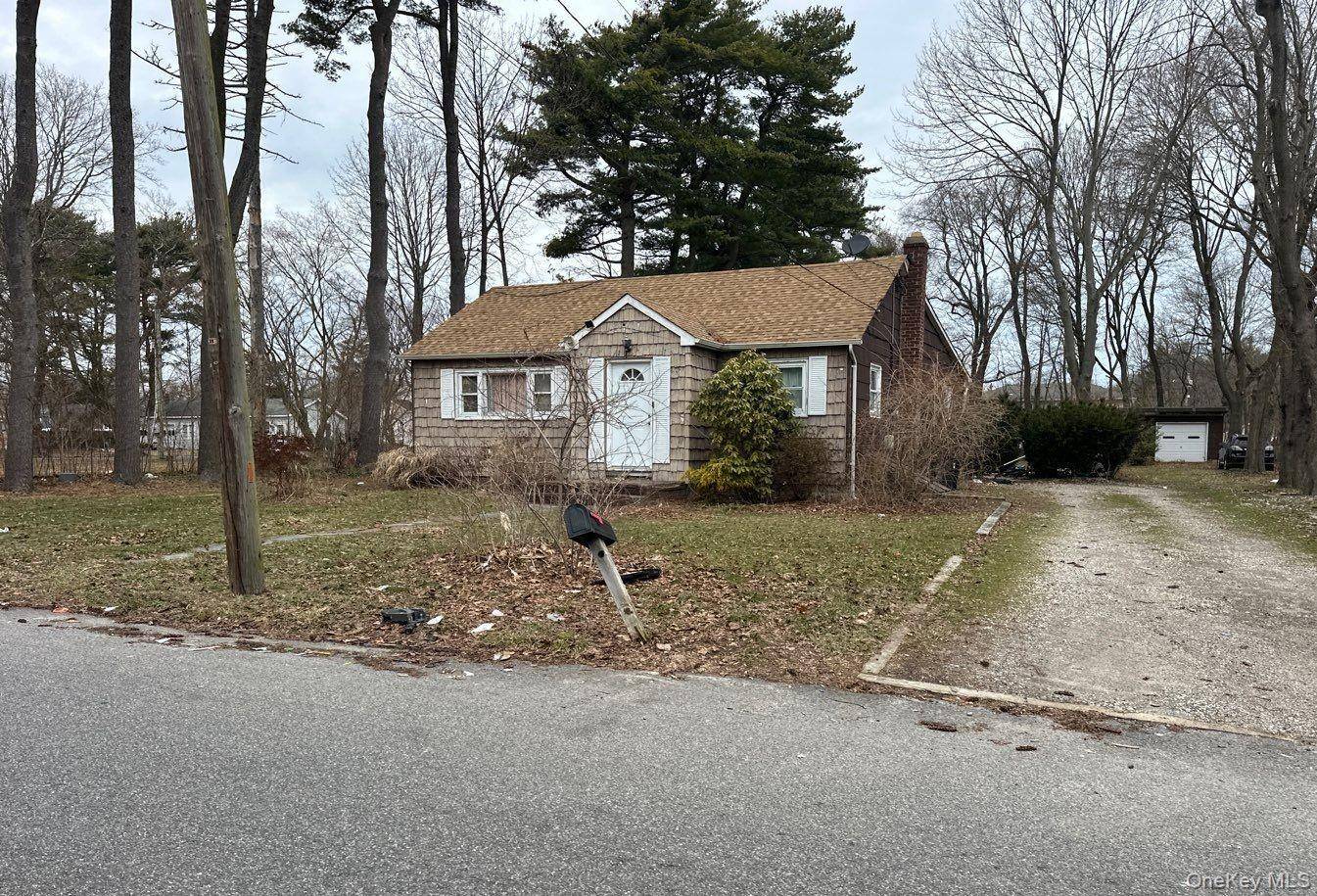 457 Nostrand AVE, Central Islip, NY 11722