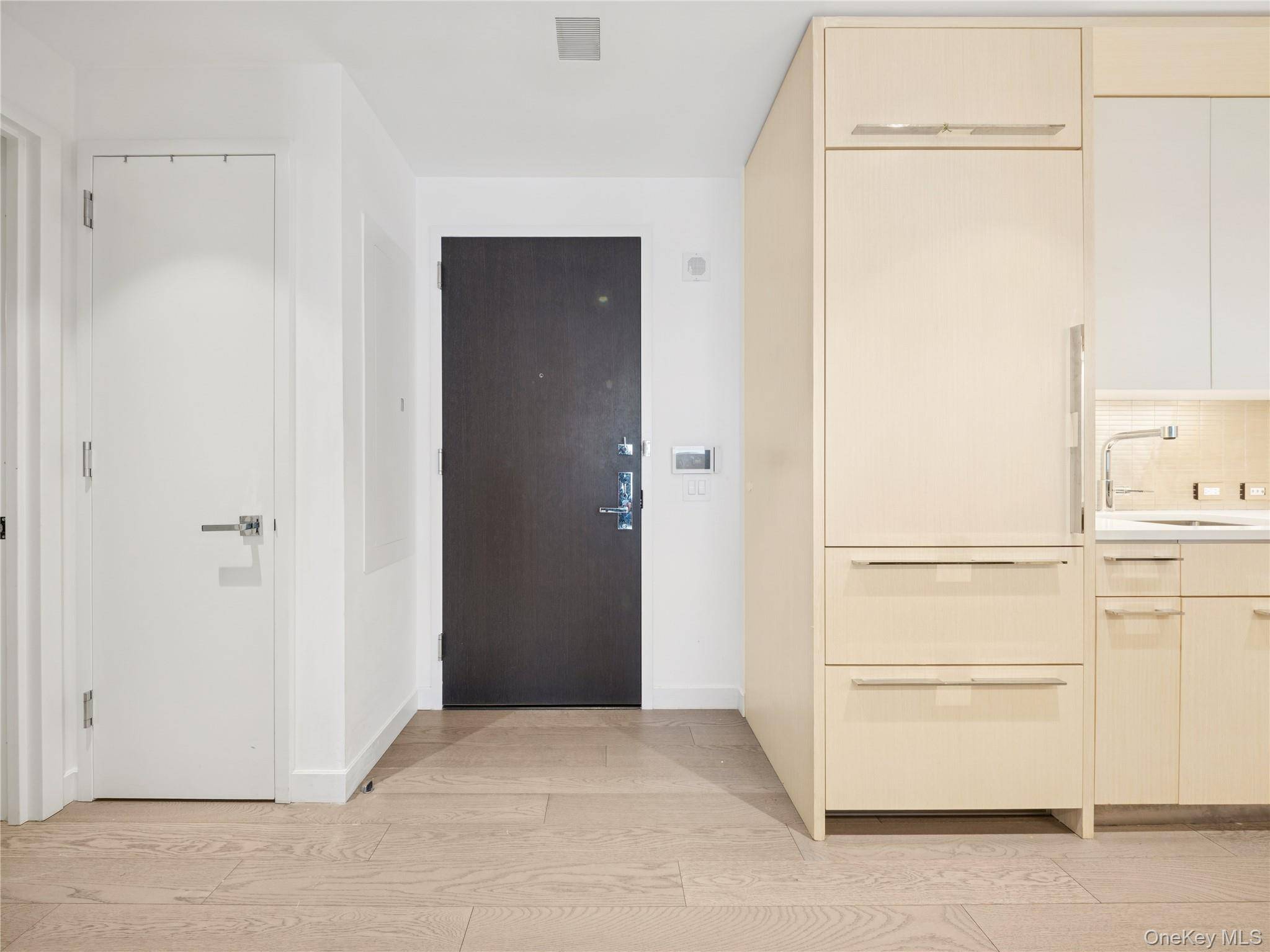 252 south ST #68K, New York (manhattan), NY 10002