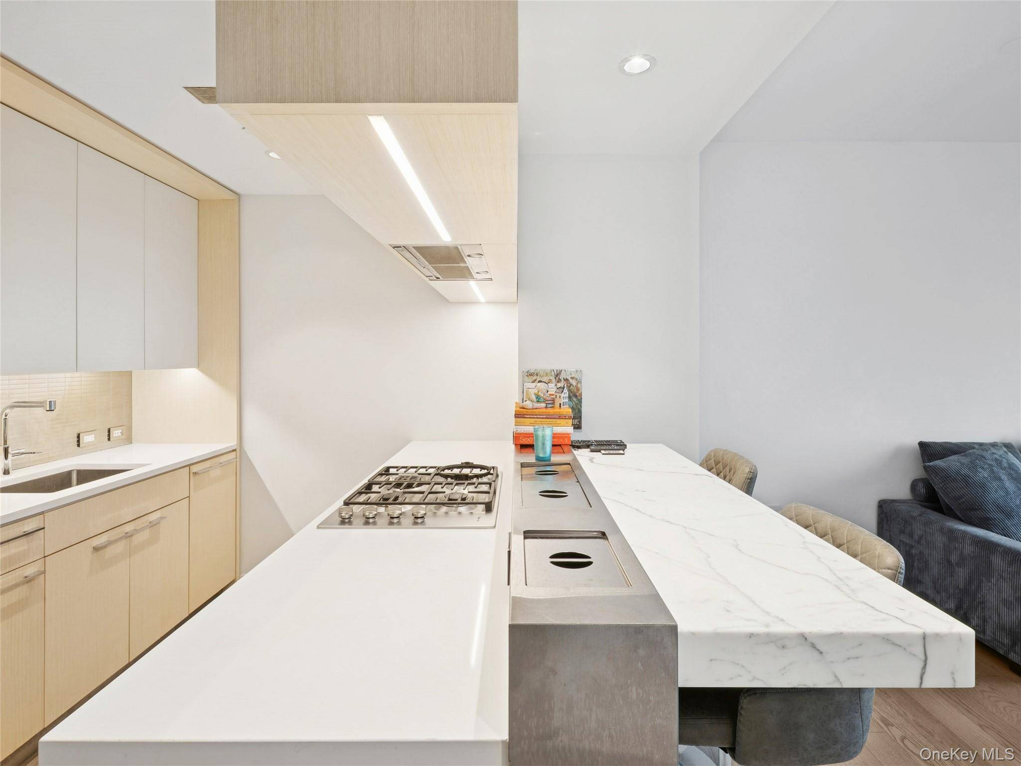 252 south ST #68K, New York (manhattan), NY 10002