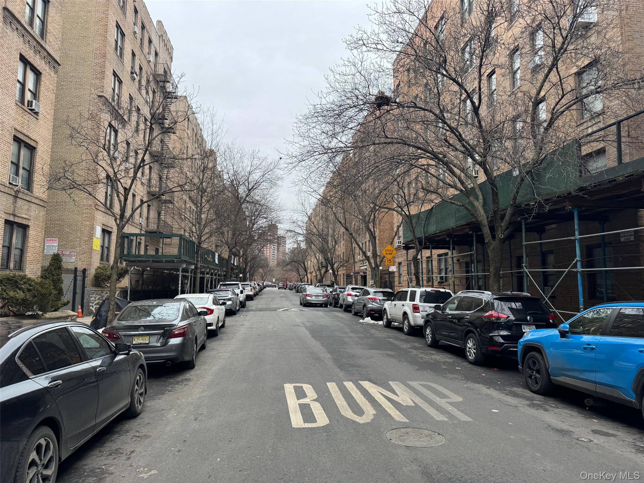 2156 Cruger AVE #3L, Bronx, NY 10462