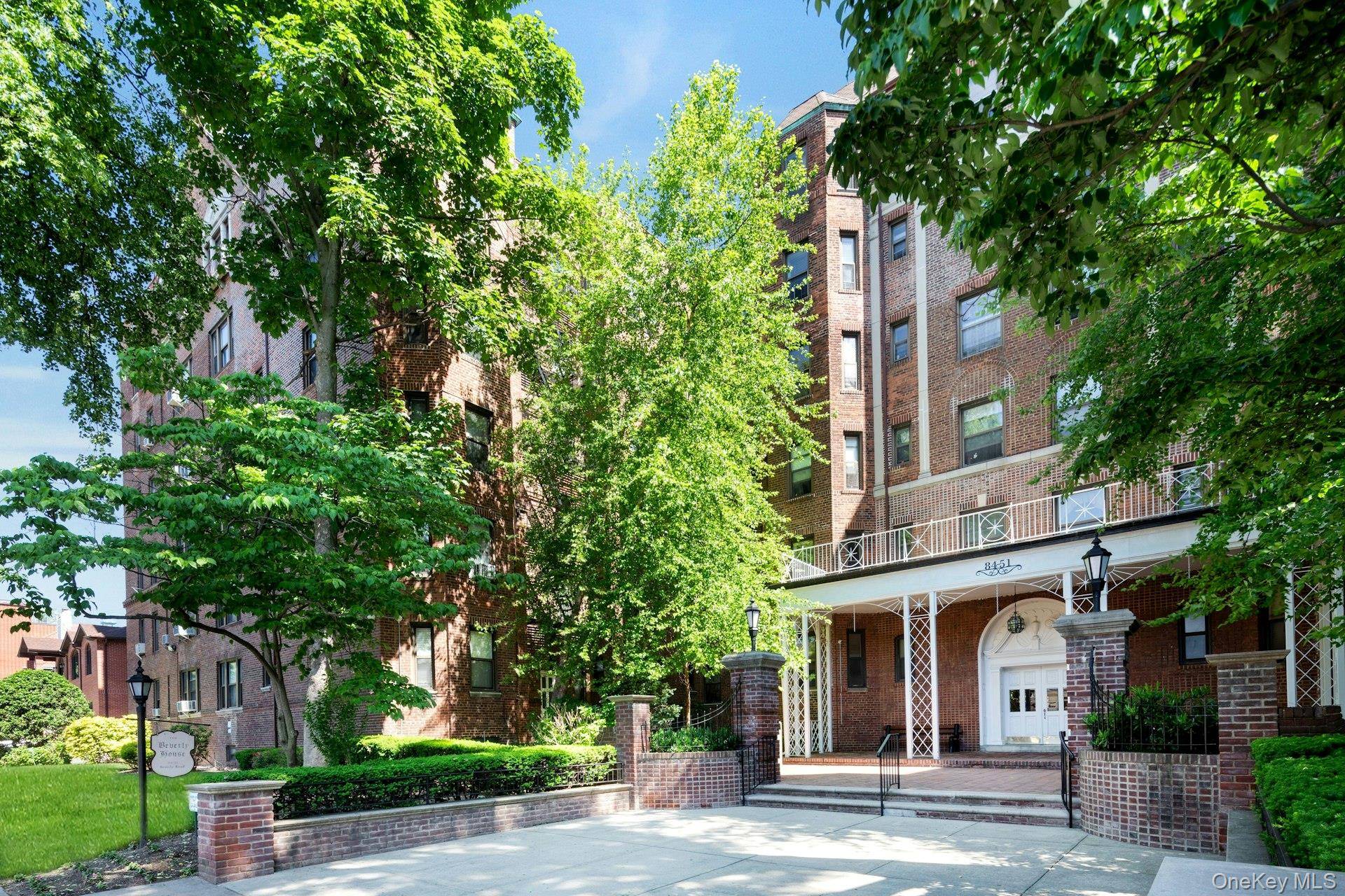 8451 Beverly RD #1A 10 1U 2U 4N, Kew Gardens, NY 11415