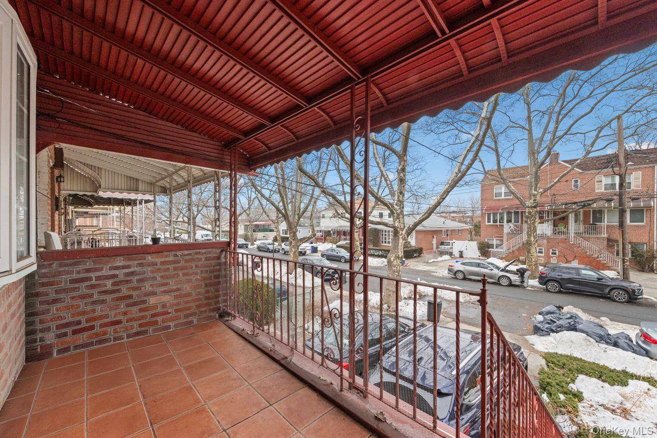 1336 e 99 ST, Brooklyn, NY 11236