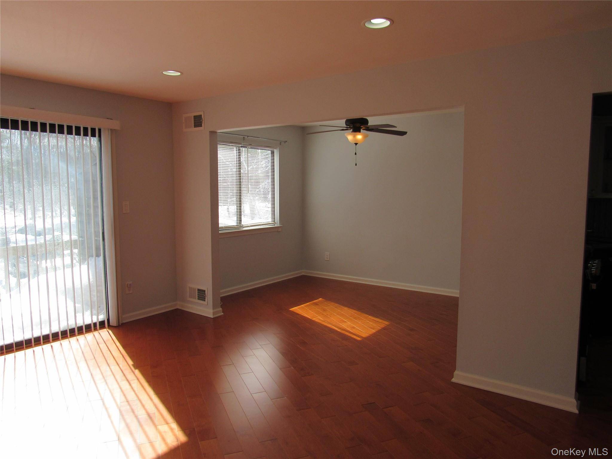 302 Town Hill RD #302, Nanuet, NY 10954