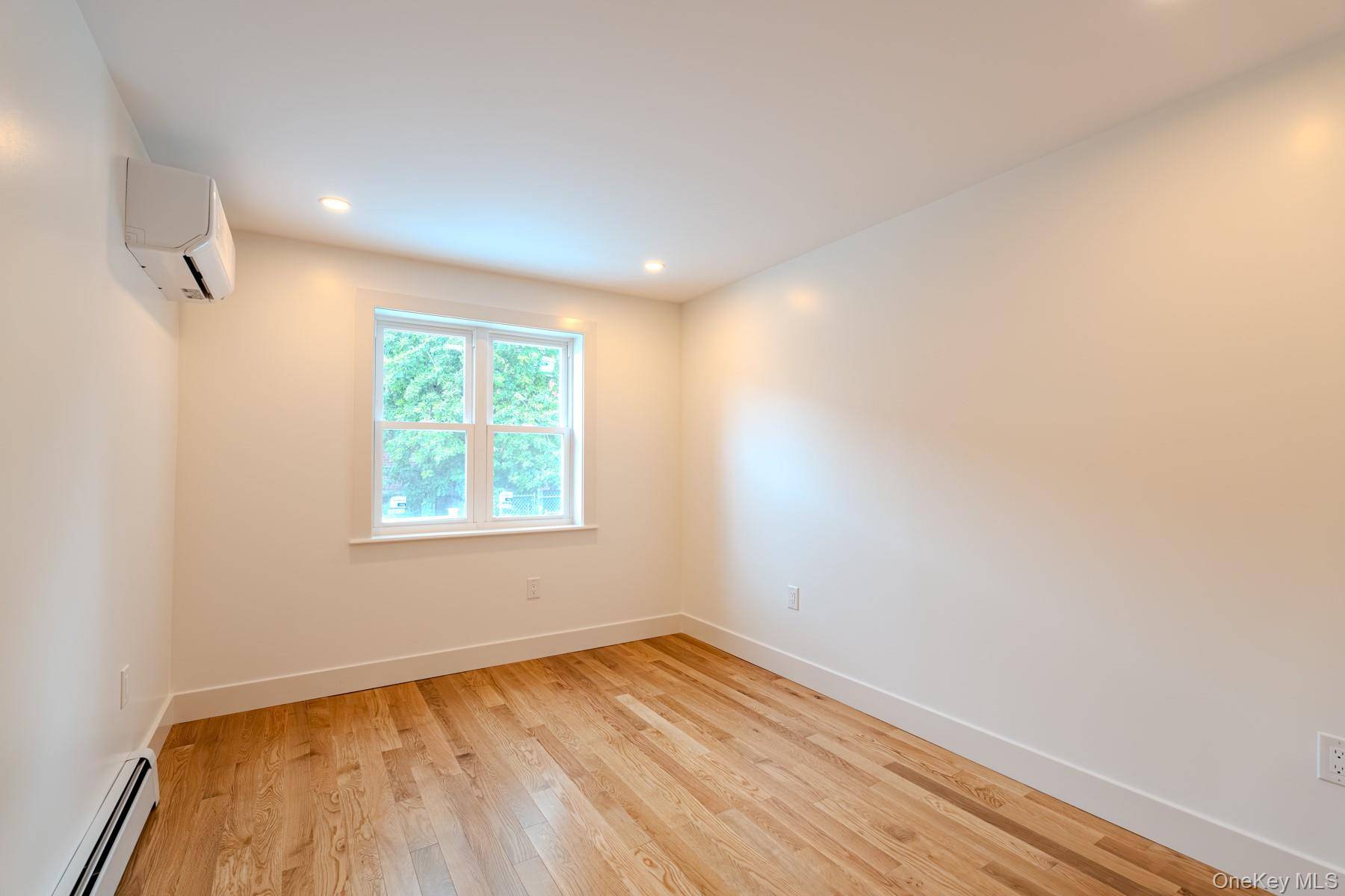 982 E 106th ST, Brooklyn, NY 11236