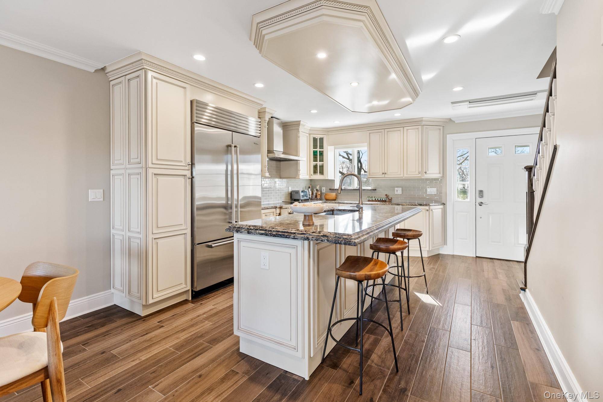 3047 Mitchell RD, Westhampton, NY 11978