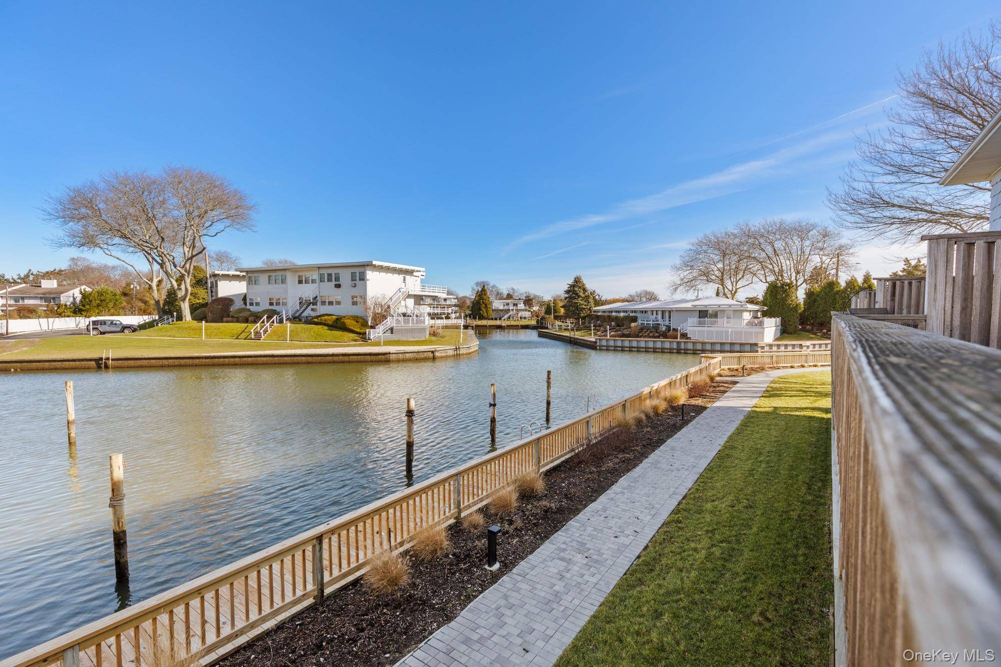 3047 Mitchell RD, Westhampton, NY 11978