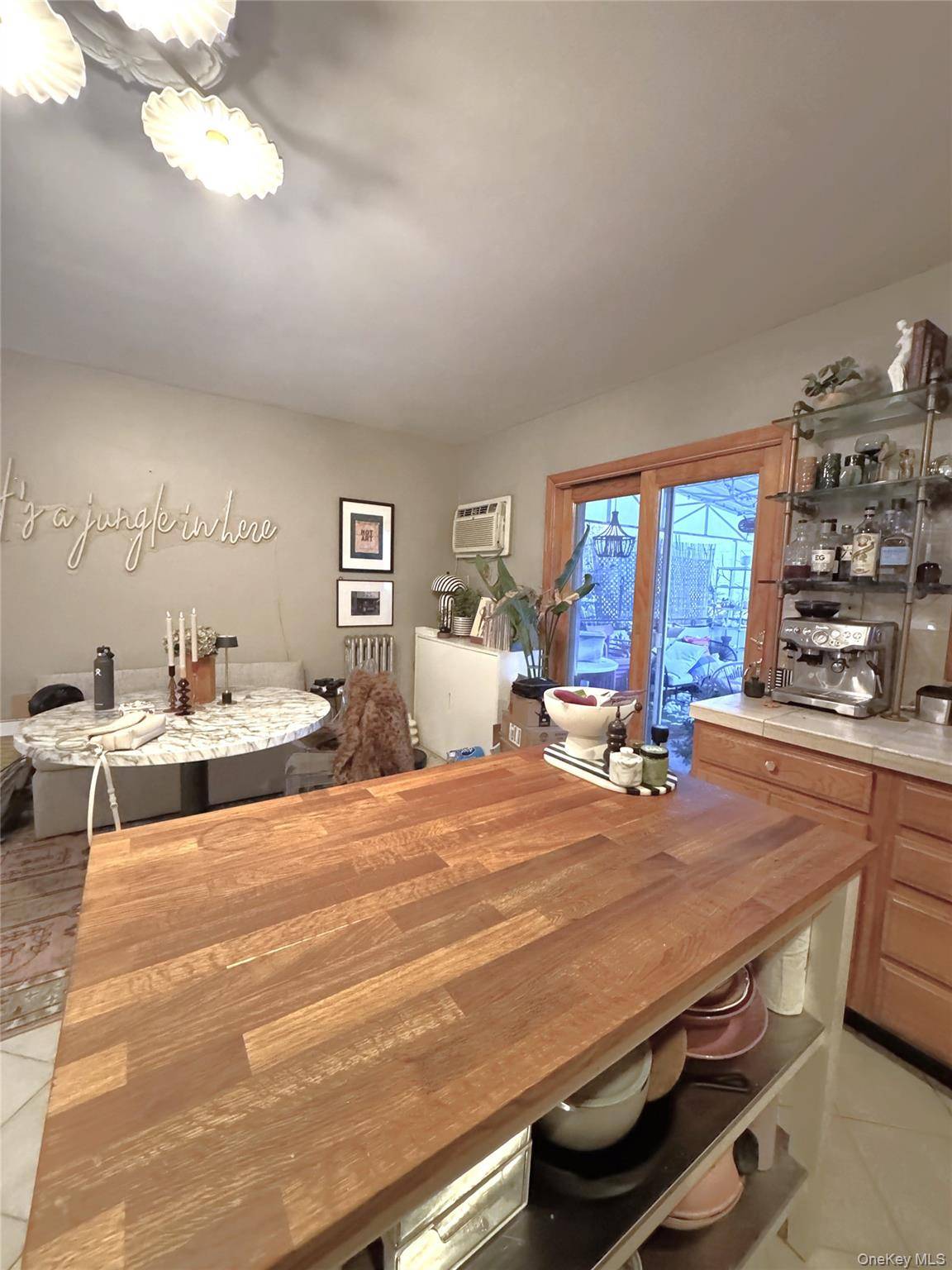396 Graham AVE, Brooklyn, NY 11211