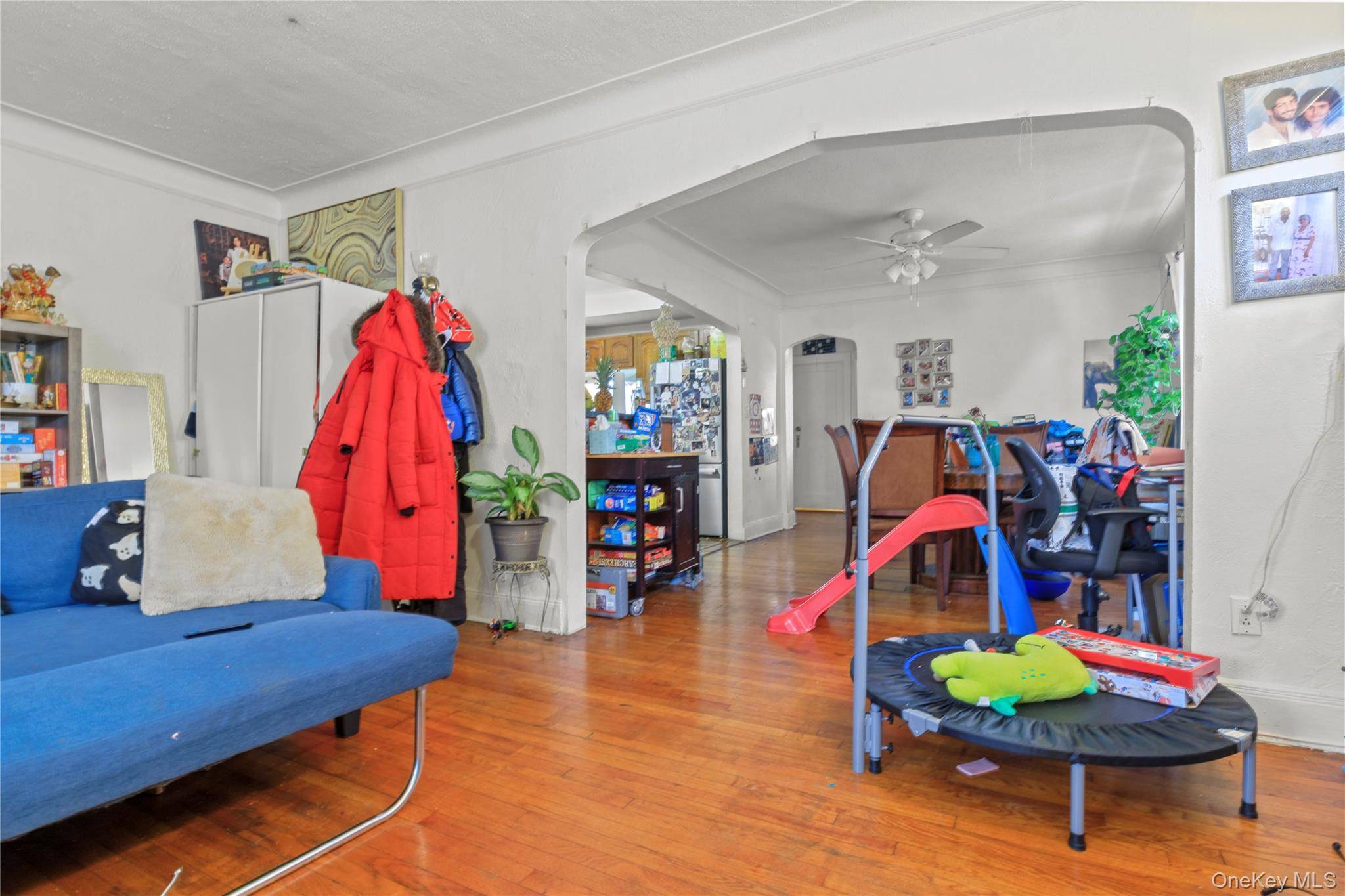 18216 141st AVE, Springfield Gardens, NY 11413