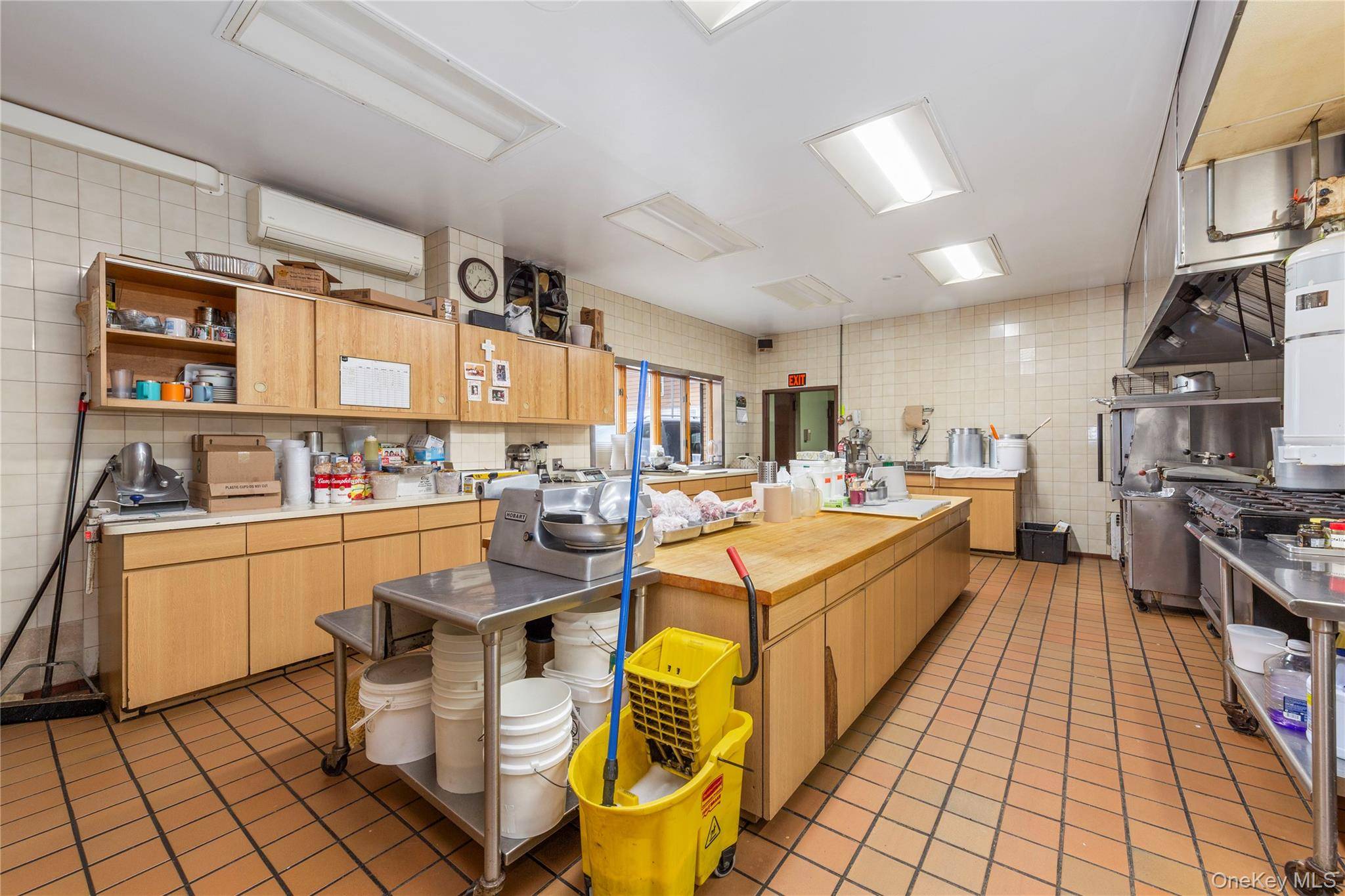 94-12 Jamaica AVE, Woodhaven, NY 11421
