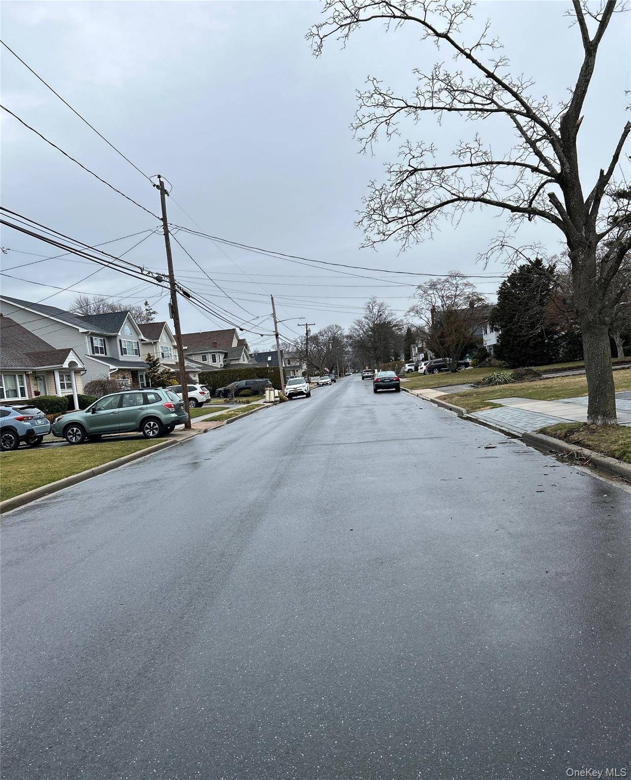 45 Richard AVE, North Merrick, NY 11566