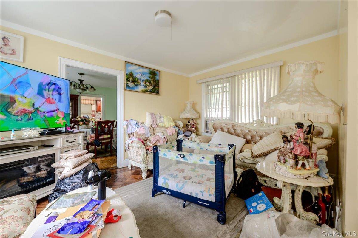 14019 Foch BLVD, Jamaica, NY 11436