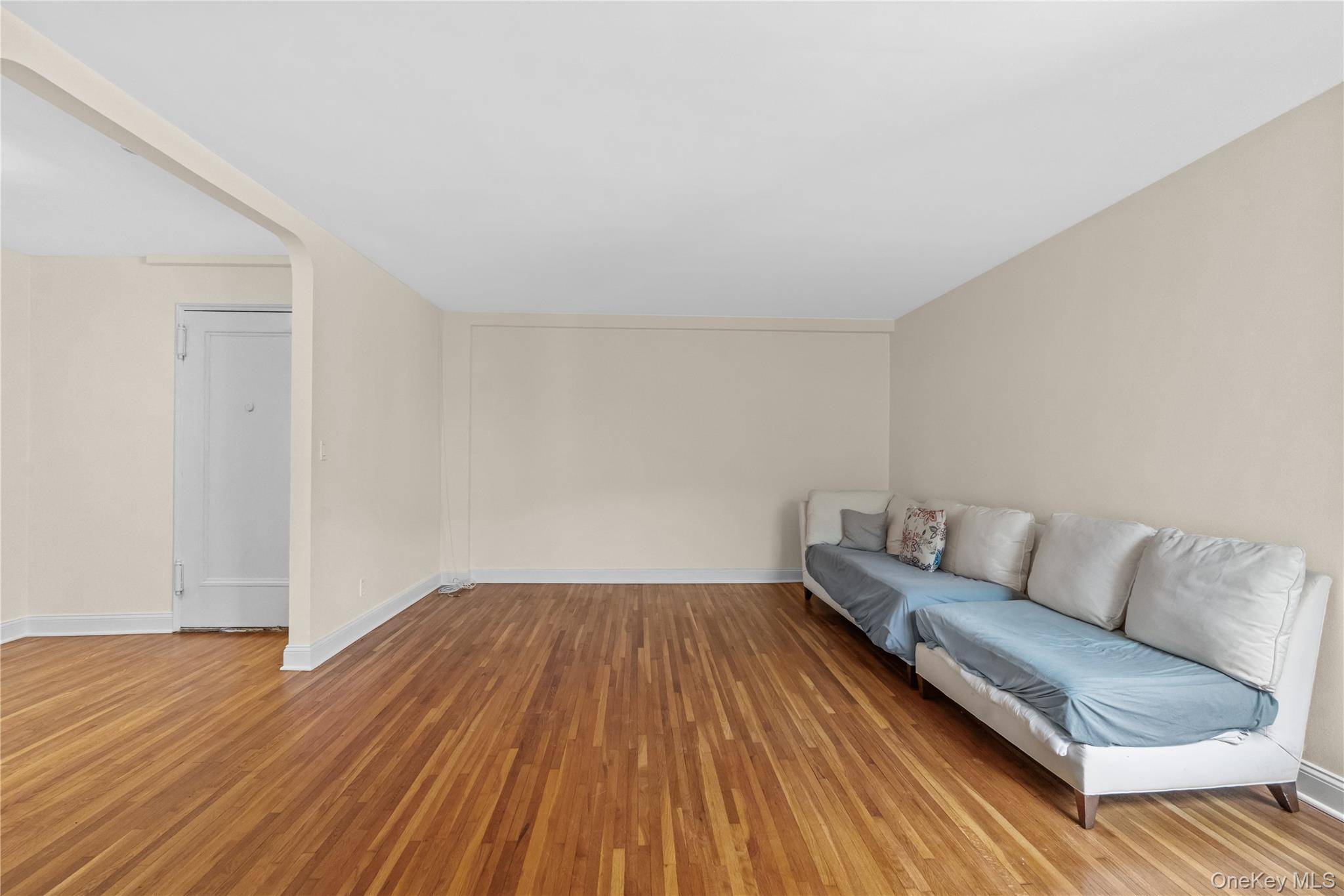 142 Garth RD #4Q, Scarsdale, NY 10583