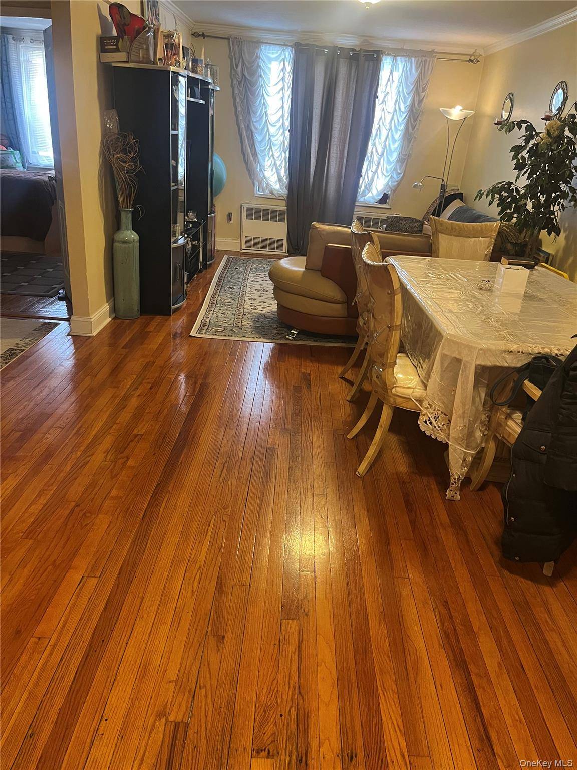 150-15 72nd RD #1D, Flushing, NY 11367
